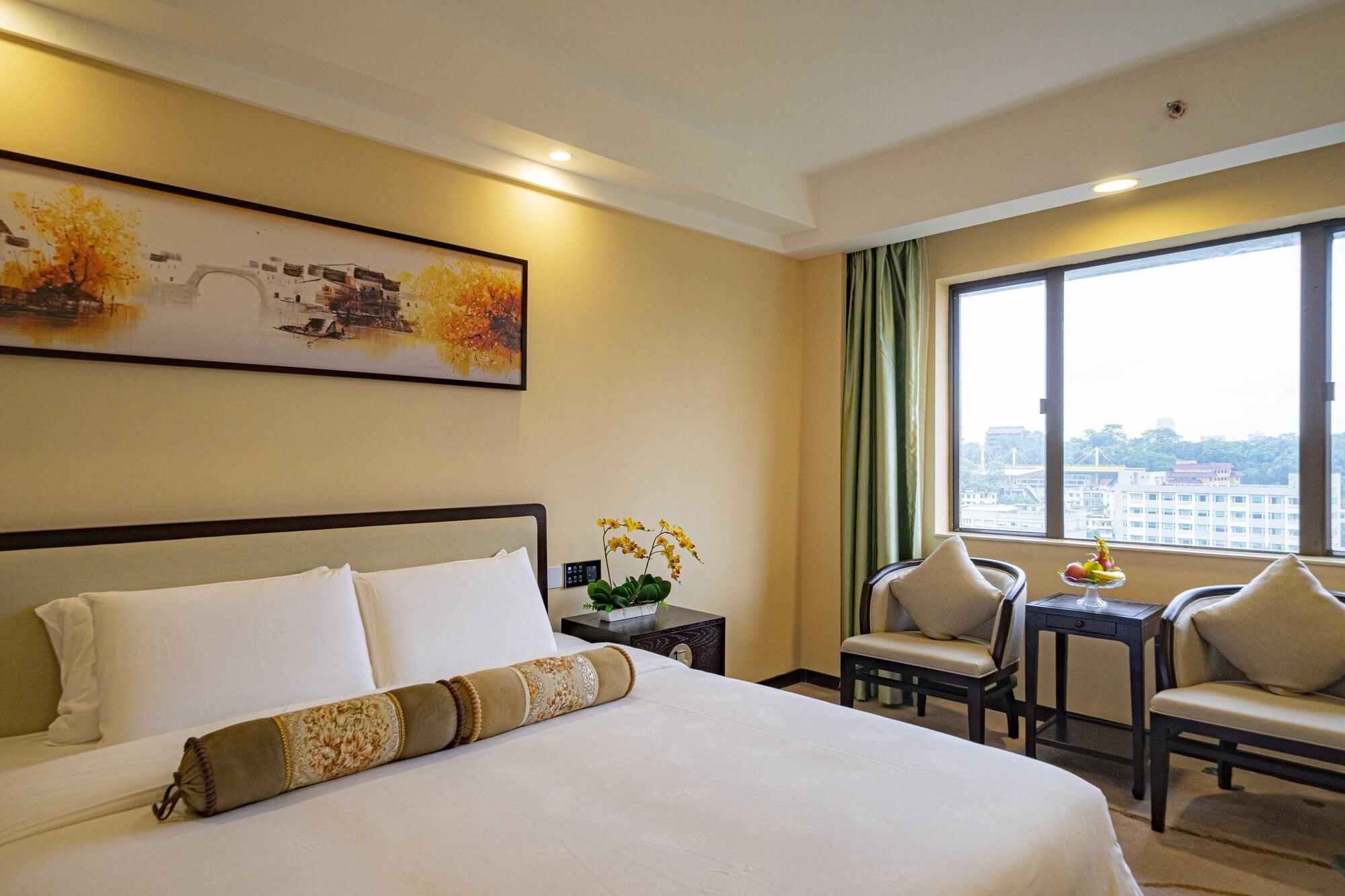 Guangdong Hotel-free Shuttle & Registration Counter Service During Fair Hotel