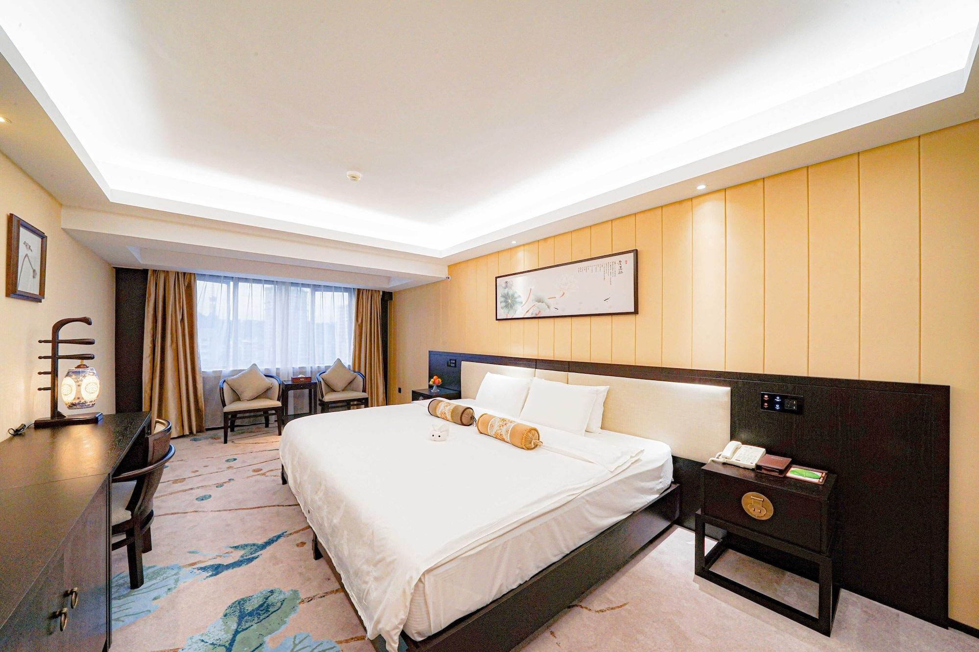 Guangdong Hotel-free Shuttle & Registration Counter Service During Fair Hotel 4*