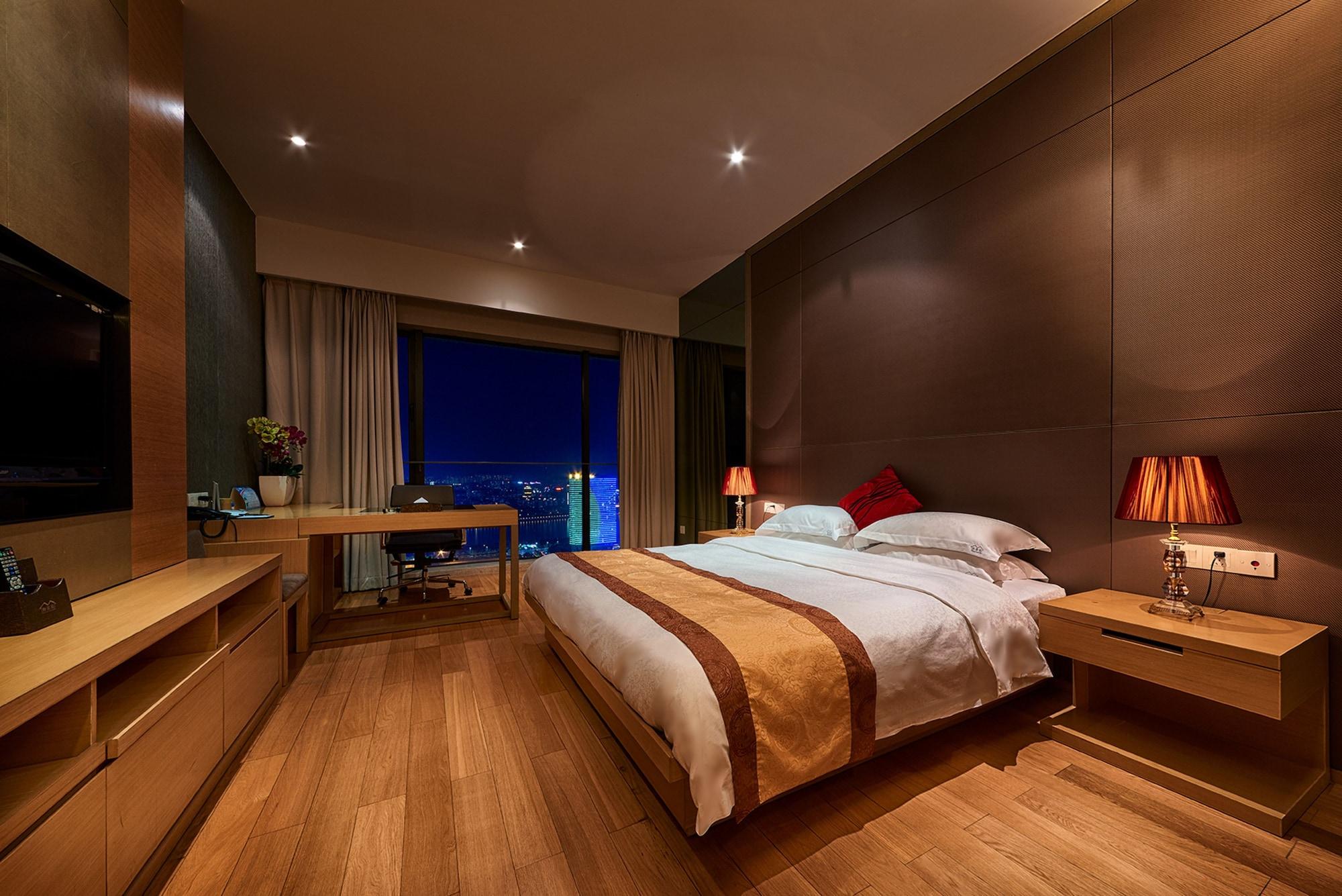 Heefun - Poly World Trading Center Hotel Guangzhou