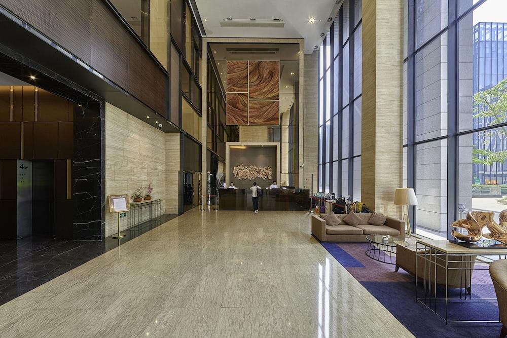 Heefun - Poly World Trading Center Hotel