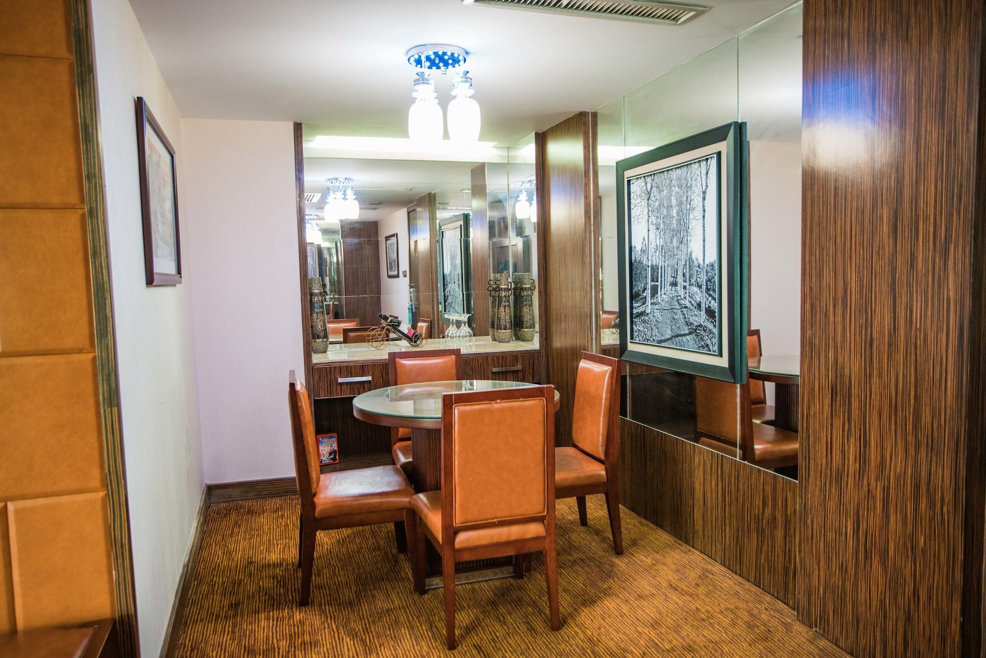 Nanyang King's Gate Hotel--free Shuttle Service To Fair Hotel Guangzhou