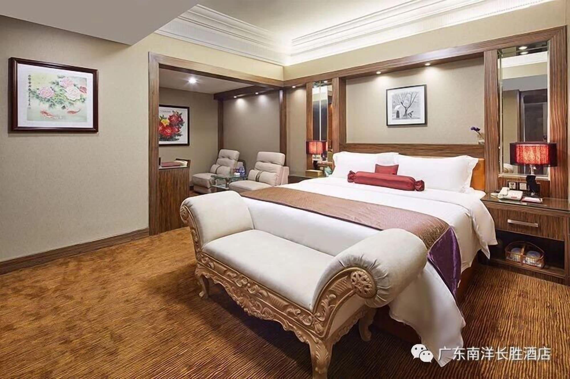 Nanyang King's Gate Hotel--free Shuttle Service To Fair Hotel