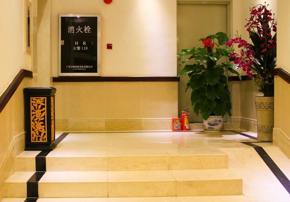 Masia Hotel 3*