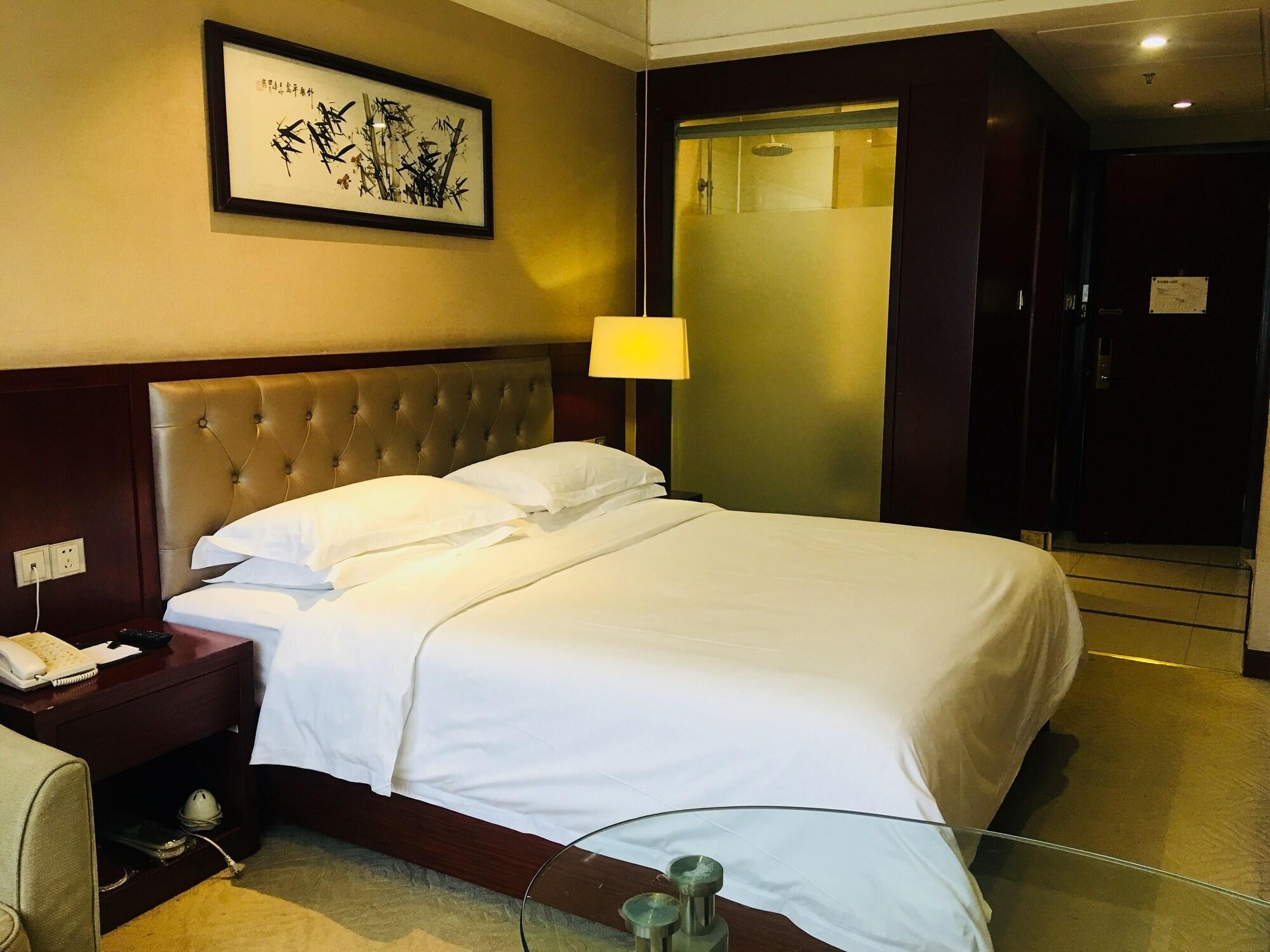 Hotel Shi Liu 3*