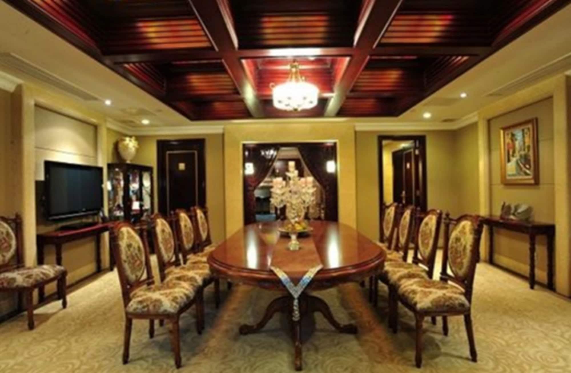 Hotel The Royal Marina Plaza Guangzhou