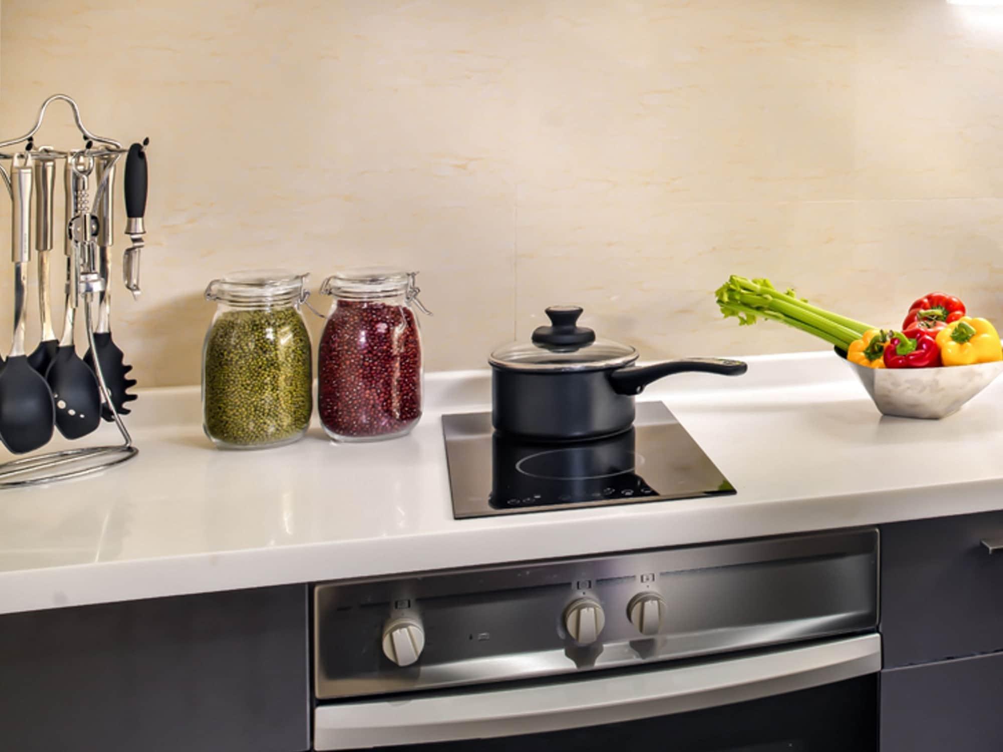Oakwood Premier Aparthotel 5*
