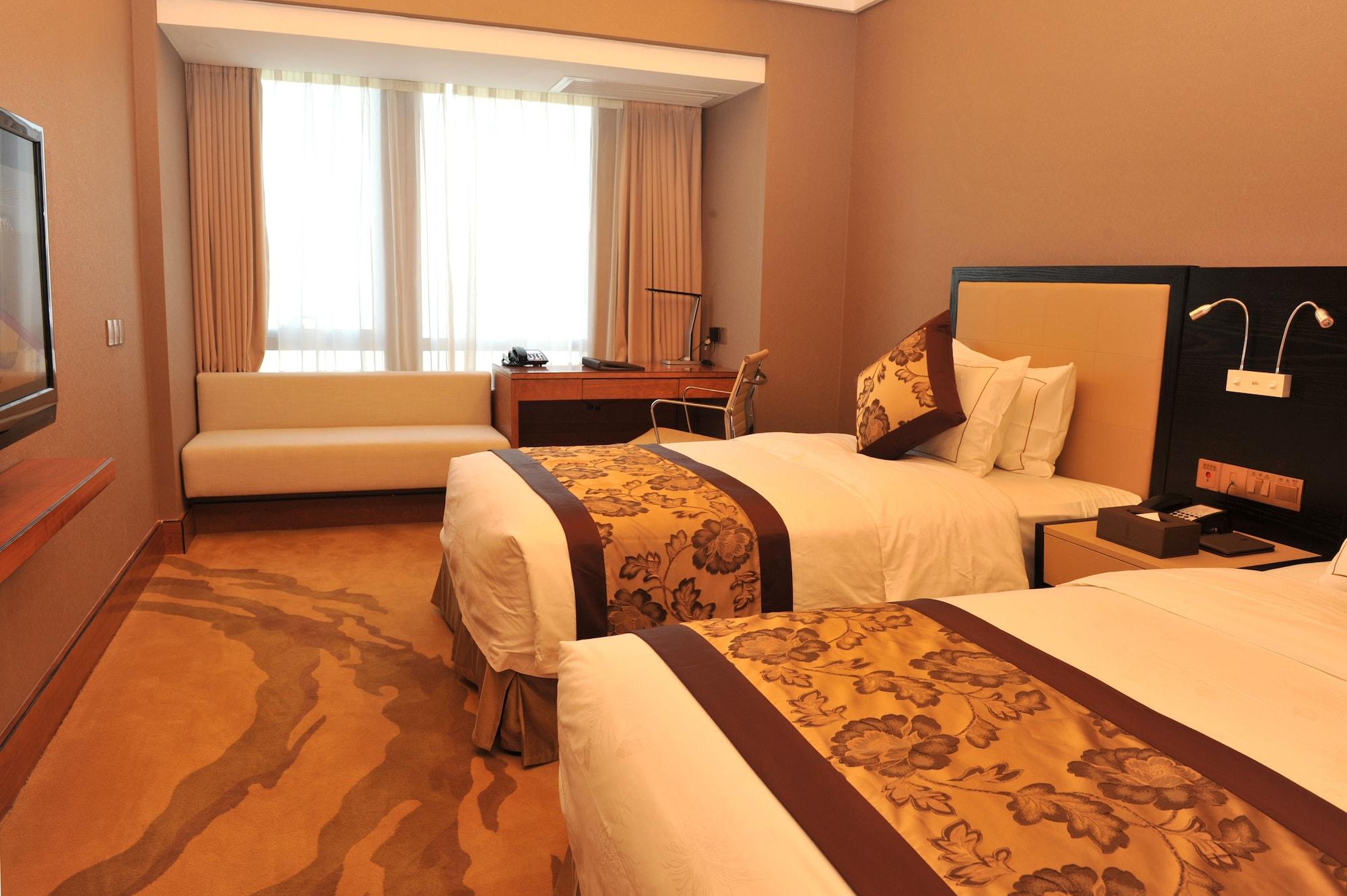 Vertical Hotel 4*