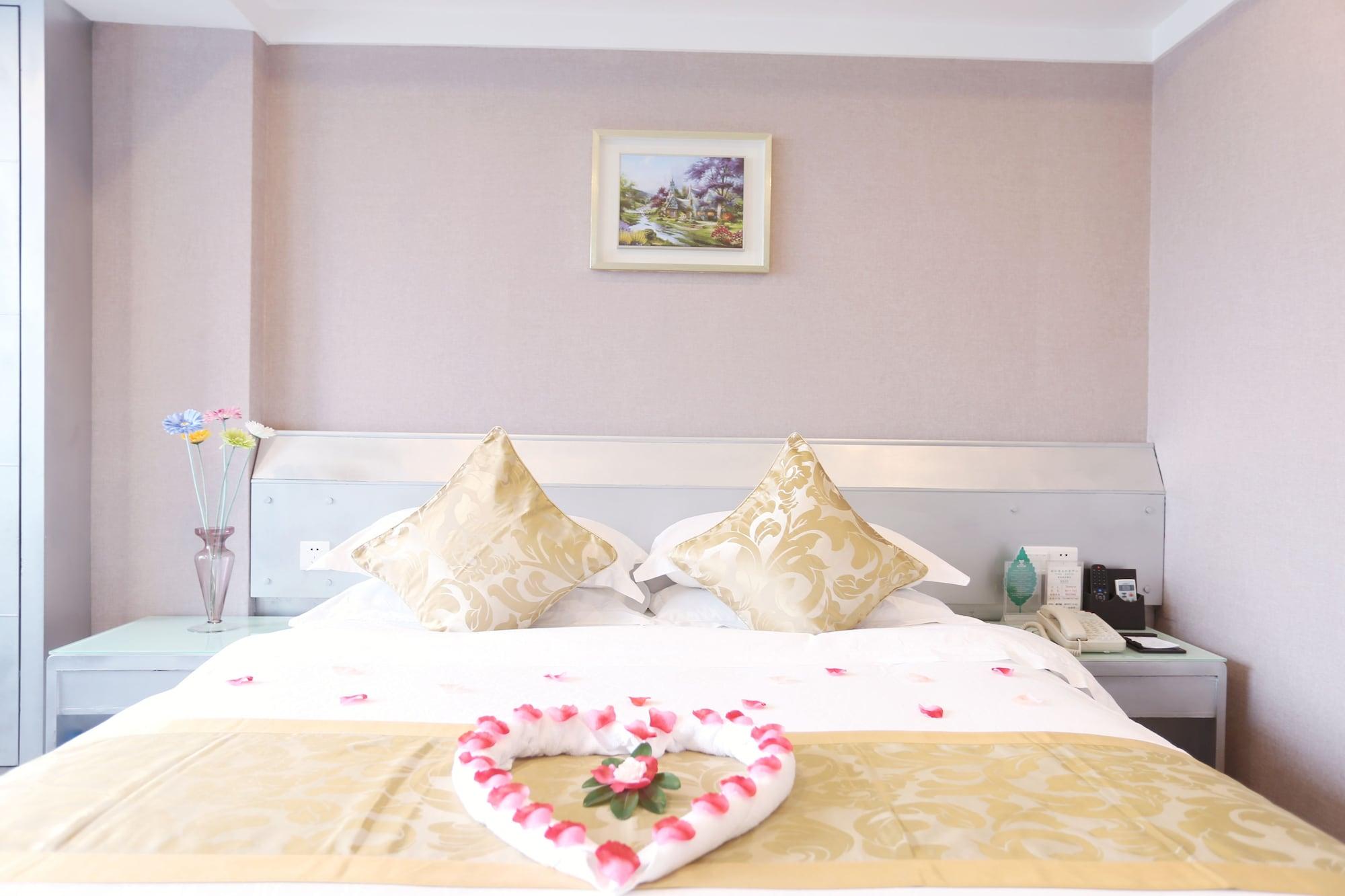 Hotel Yihe Ouzhuang 4*