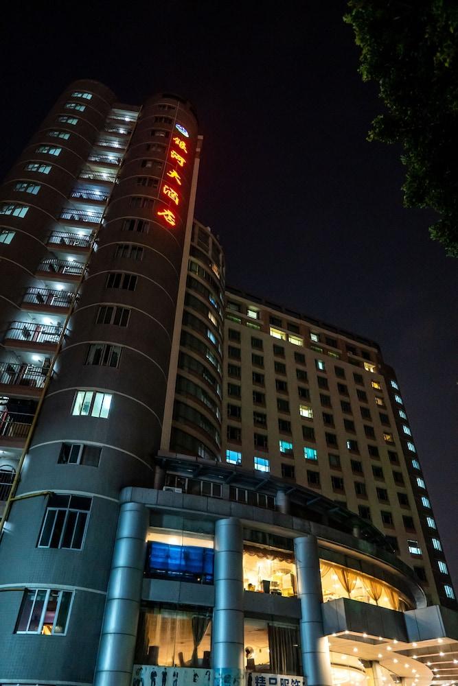 Hotel Galaxy 3*