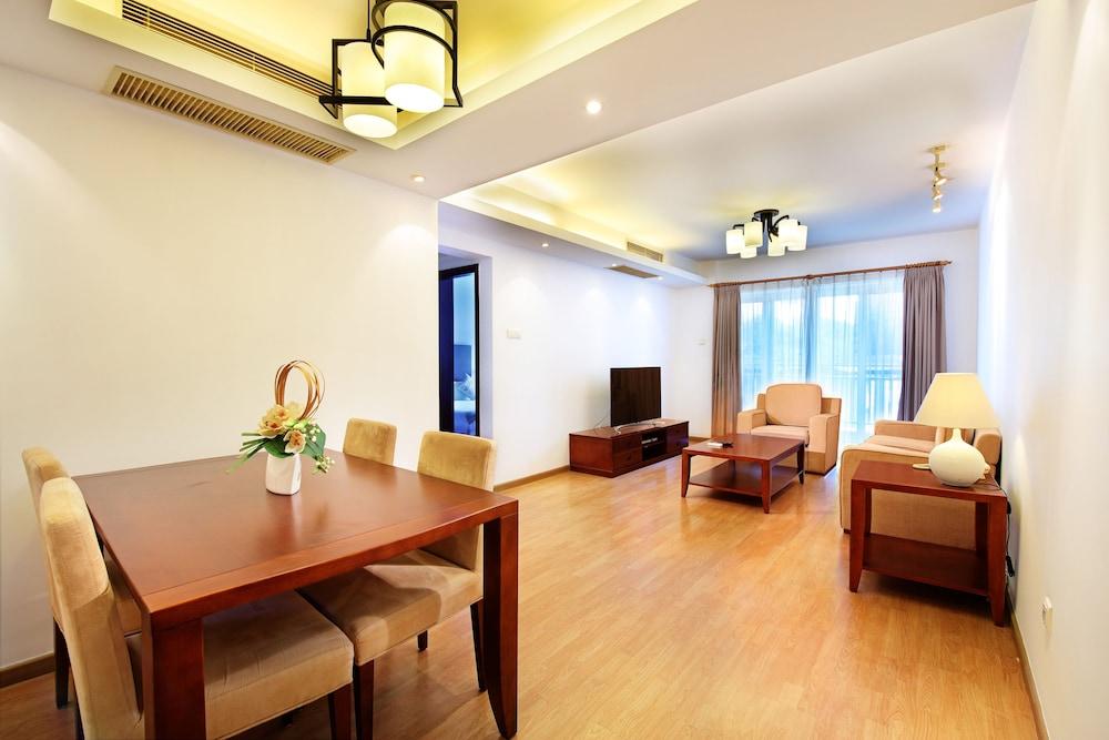 Yuwa Hotel 4*