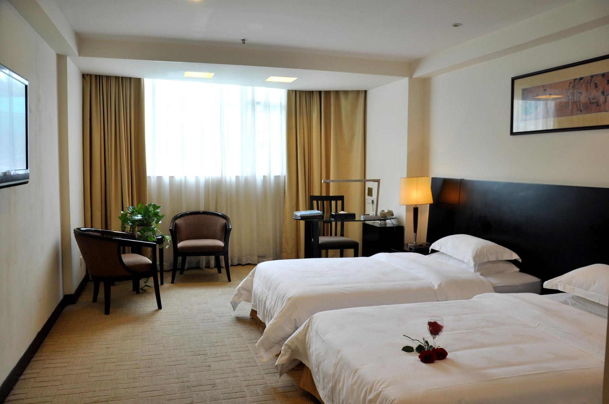 King Garden Hotel 3*