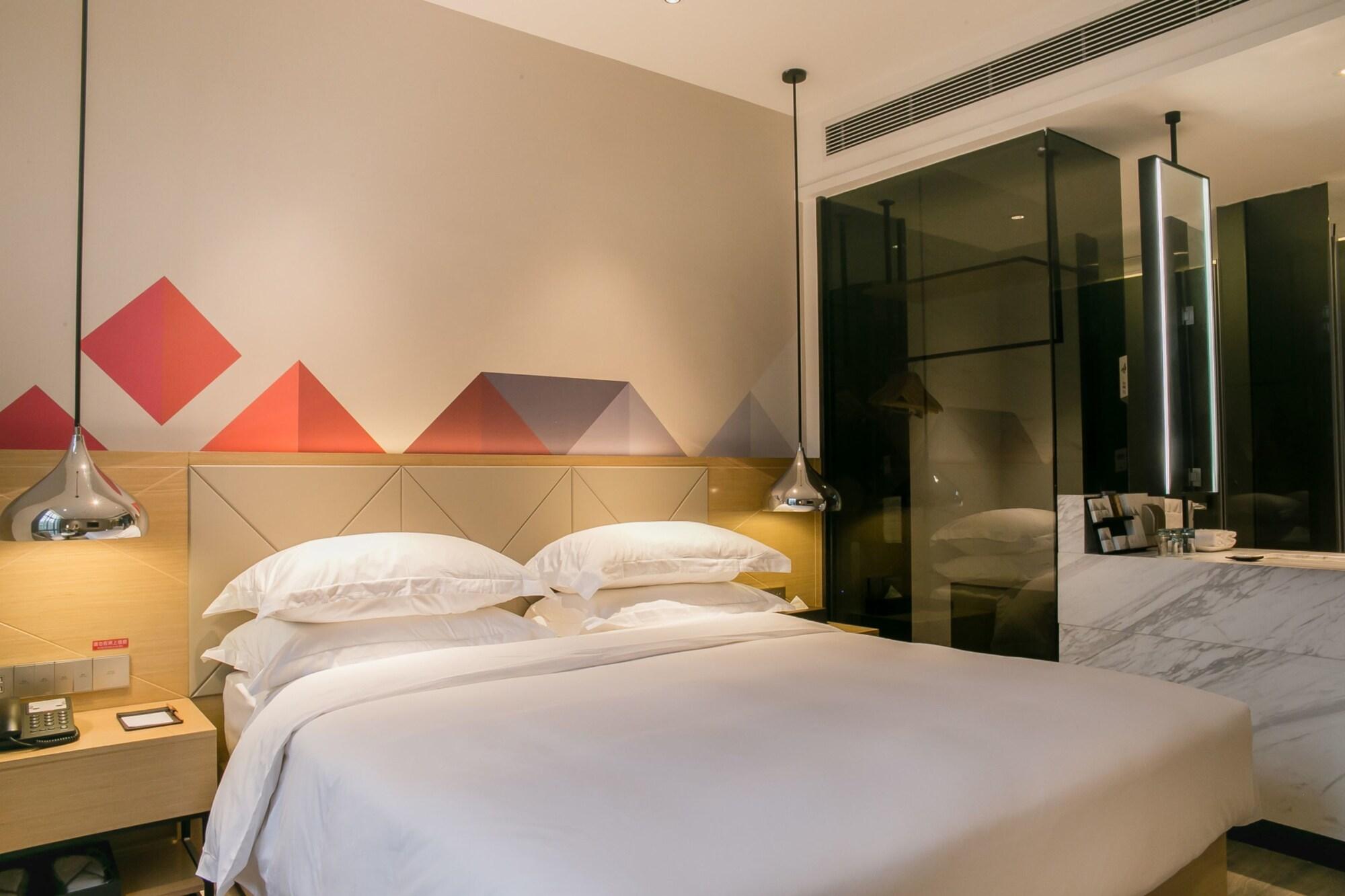 Borrman International Tower Chigang Metro Station Flagship Branch Hotel 4*