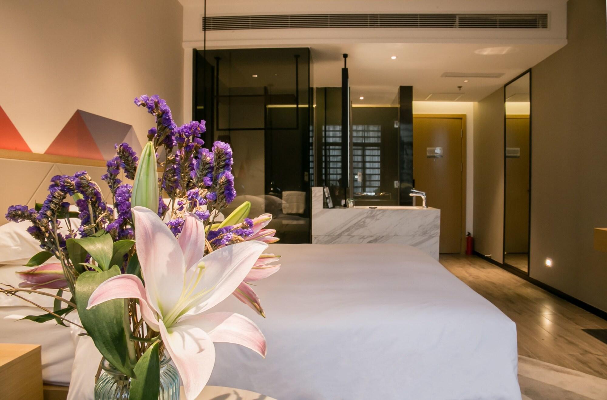Borrman International Tower Chigang Metro Station Flagship Branch 4* Guangzhou