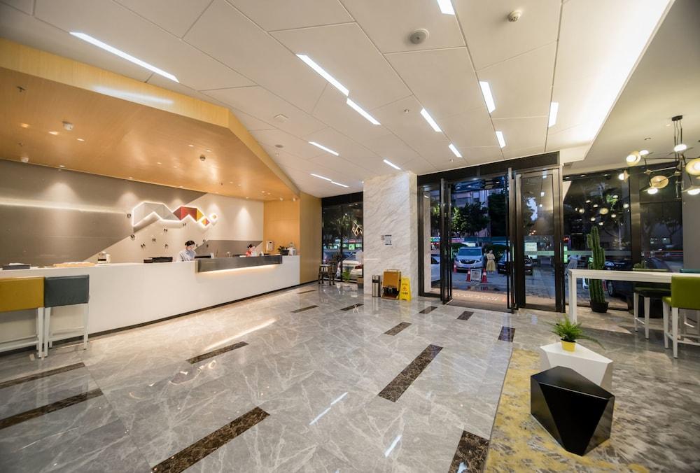 Hotel Borrman International Tower Chigang Metro Station Flagship Branch 4*