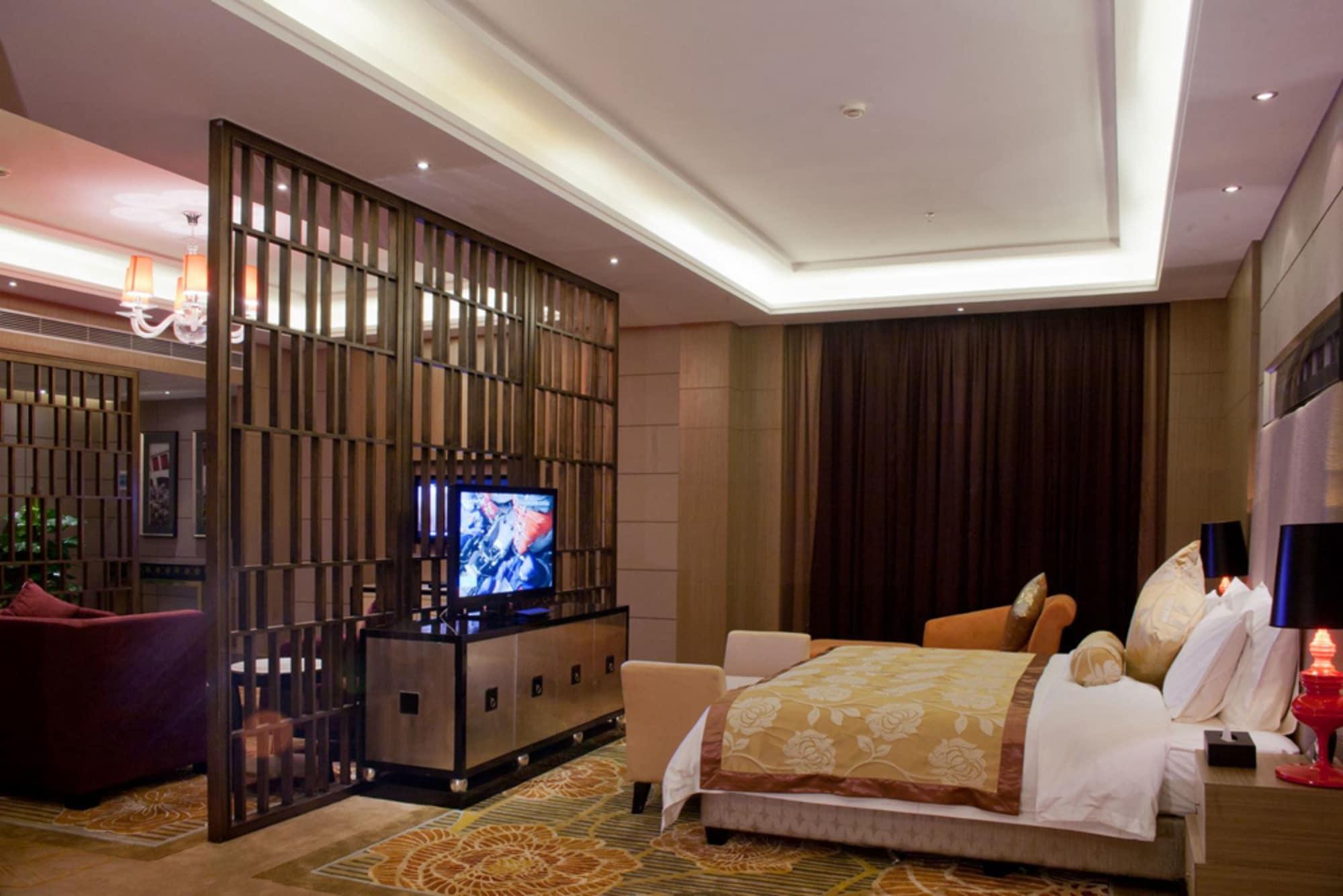 Hotel Easeland 4*