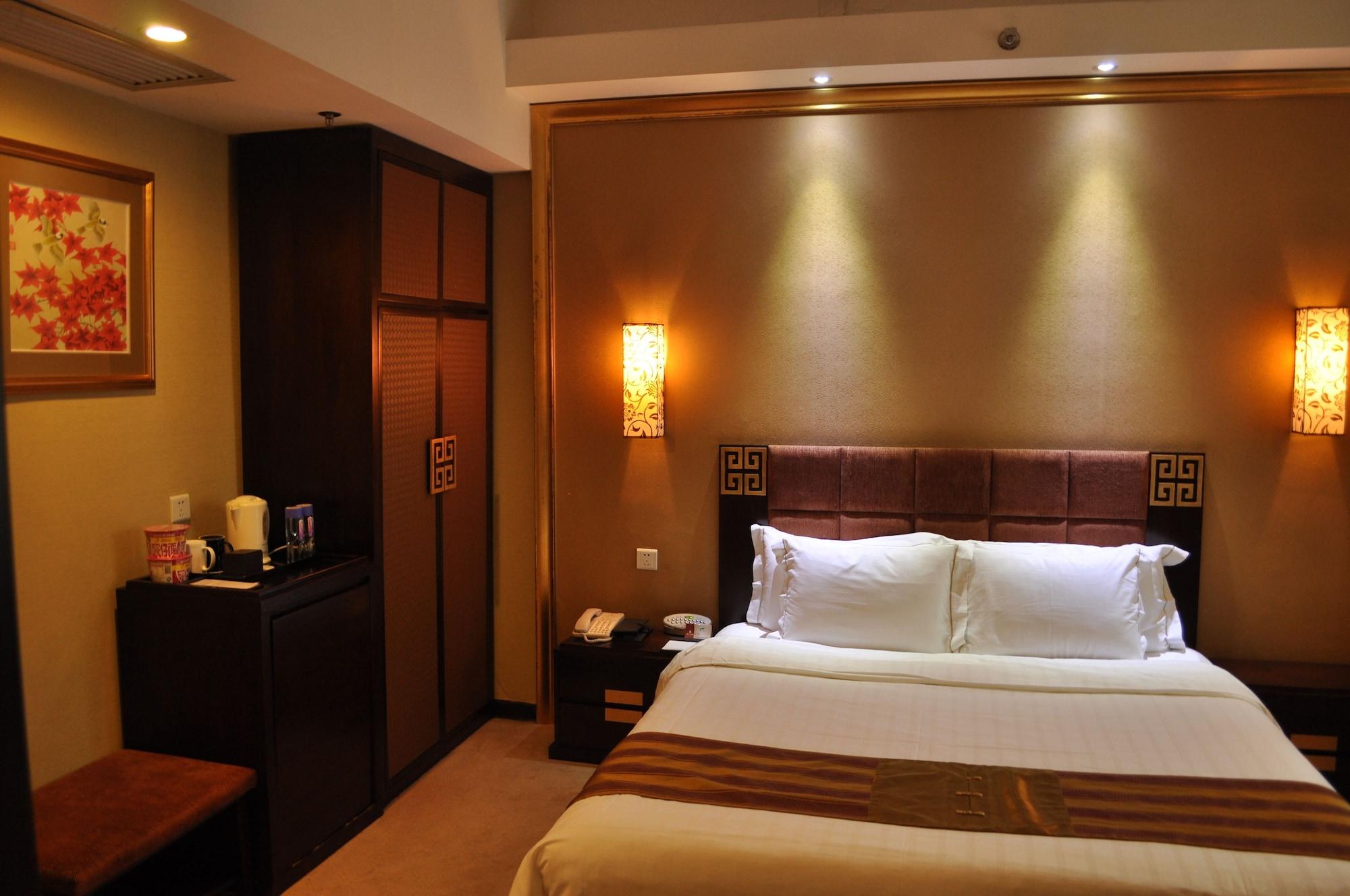 Hotel Fortune 4*
