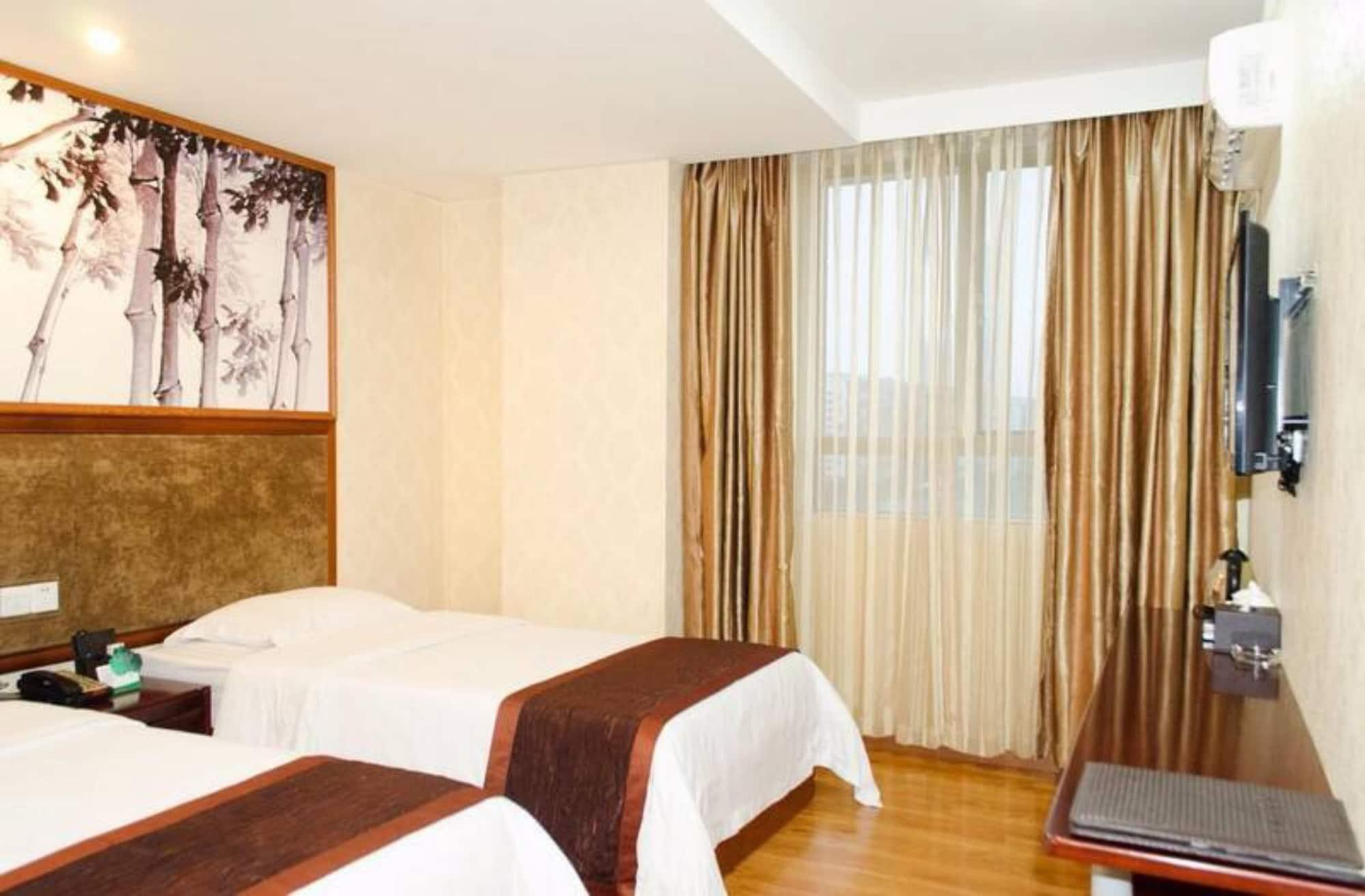 Jintang Hotel 3*