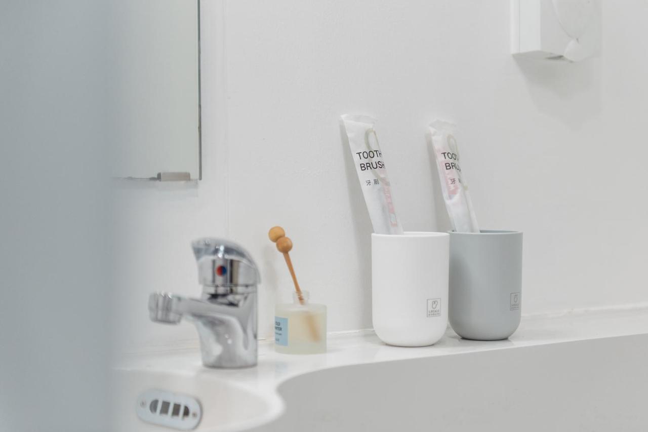 Vanke Apartment: South Railway Station Convenience Apartment Guangzhou