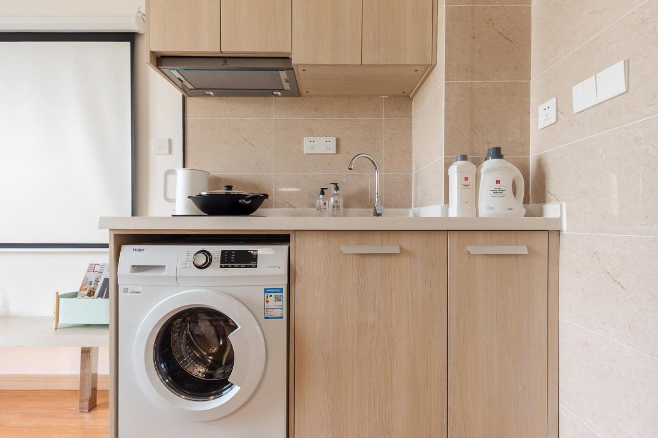 Apartment Vanke Apartment: South Railway Station Convenience Guangzhou