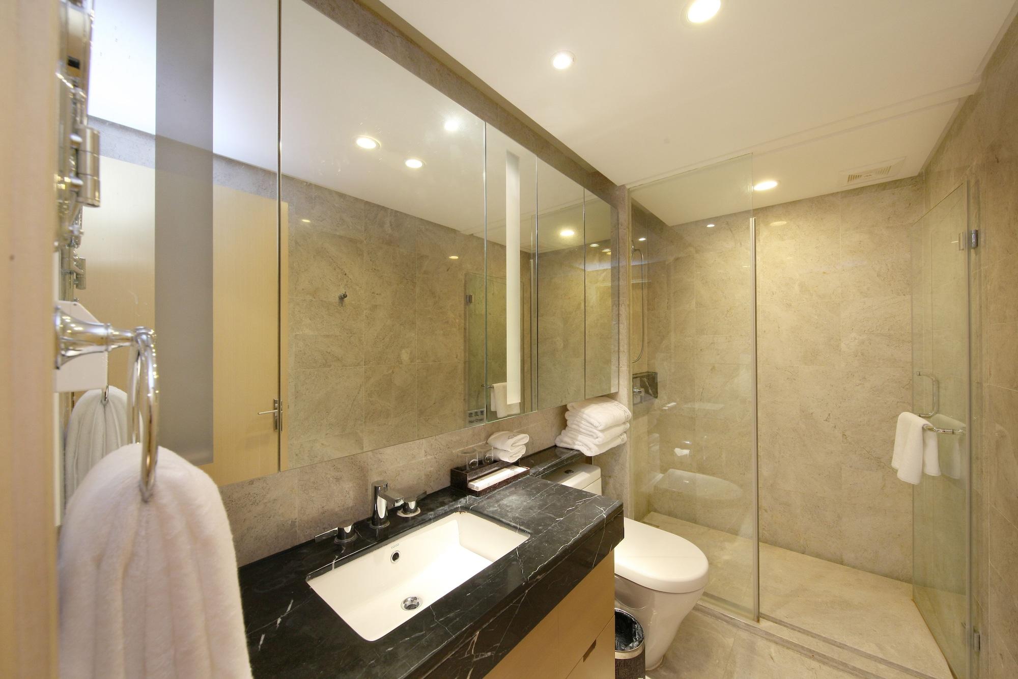 Heefun - Poly D Plaza Branch Apartemen