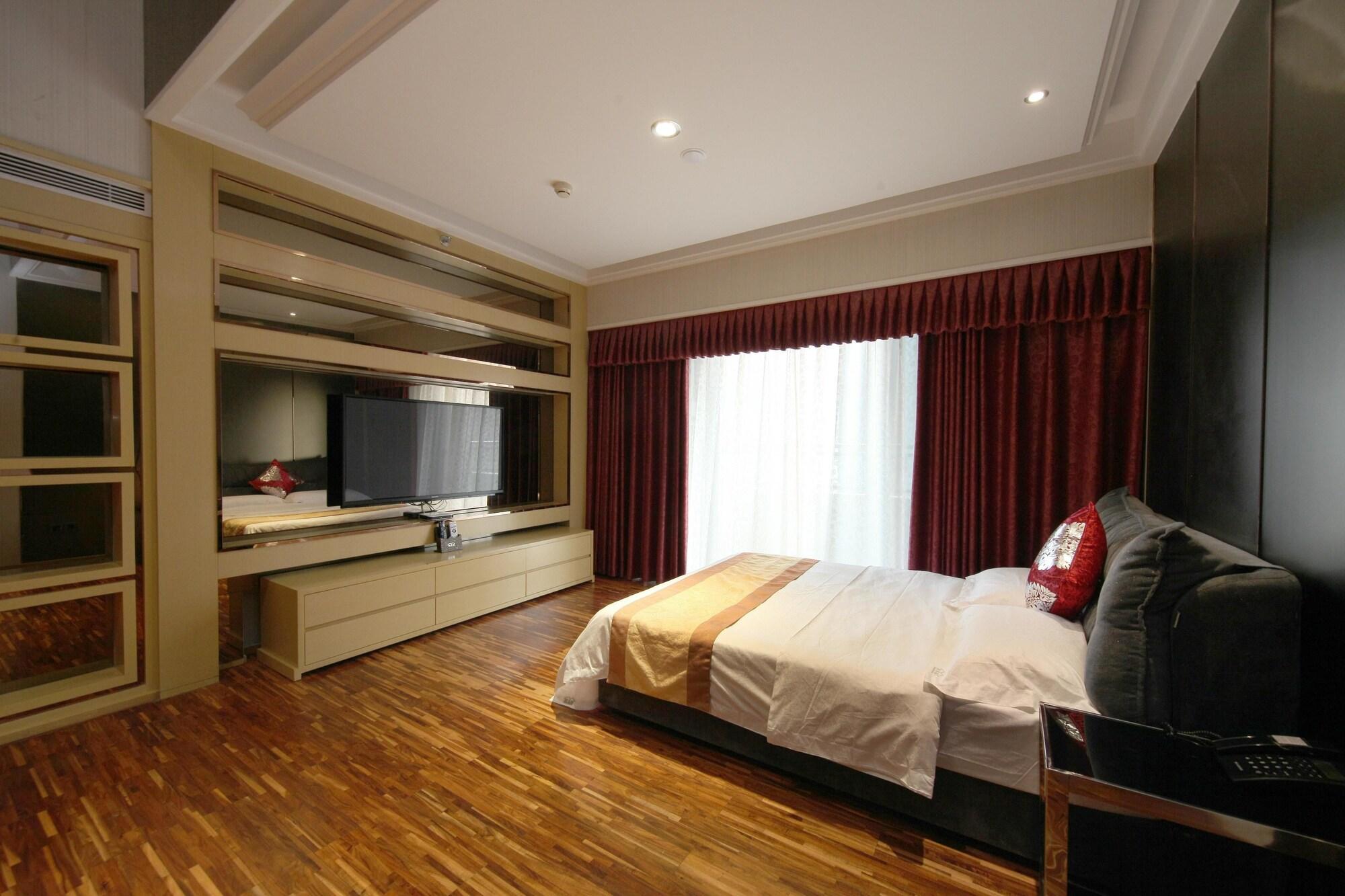 Apartemen Heefun - Poly D Plaza Branch