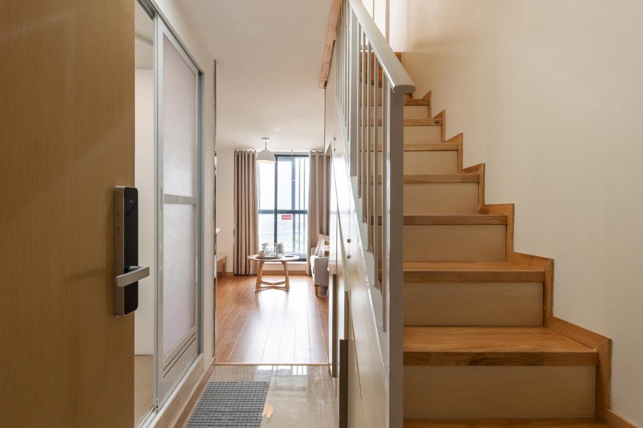 Vanke Apartment: South Railway Station Expo Park