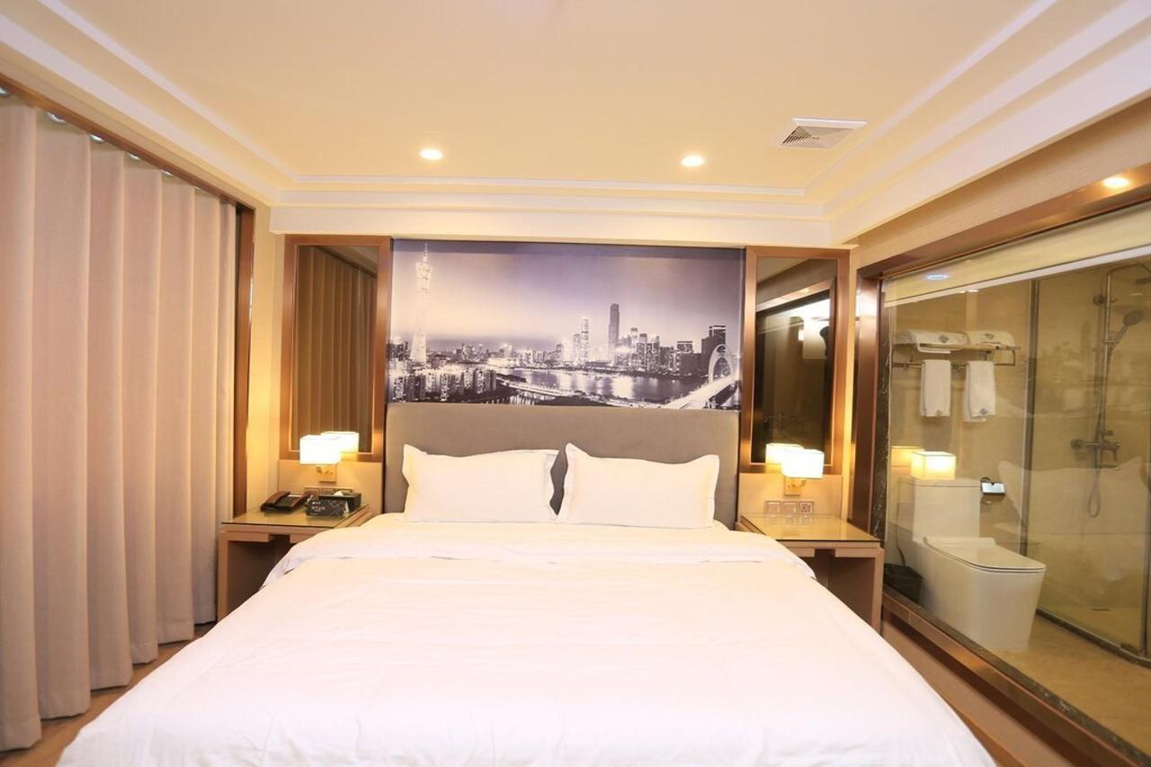 Hotel Chonpines 3*