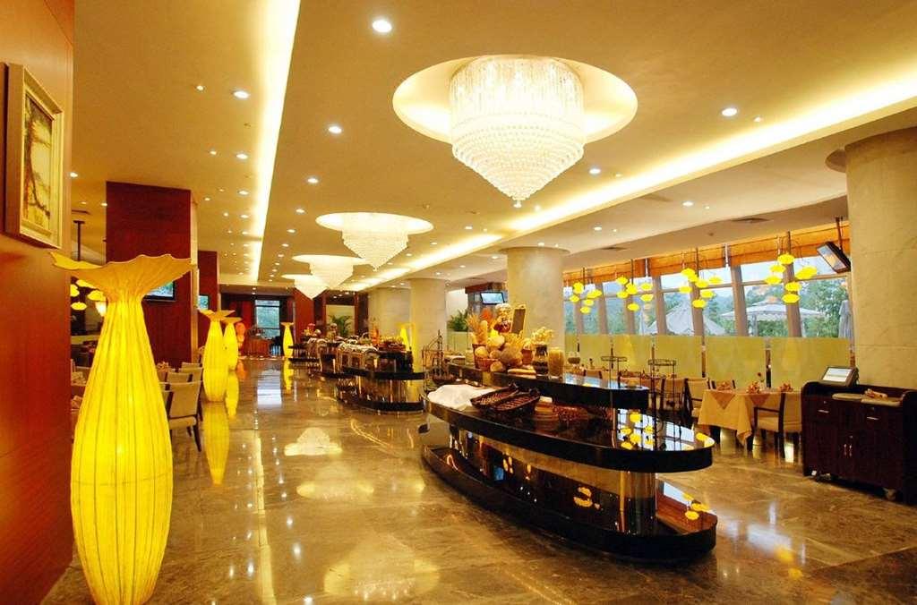 Baiyun International Convention Center Hotel 5*