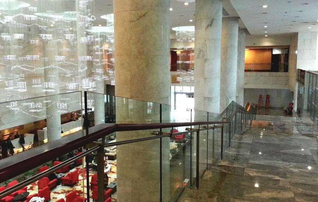 Baiyun International Convention Center 5*