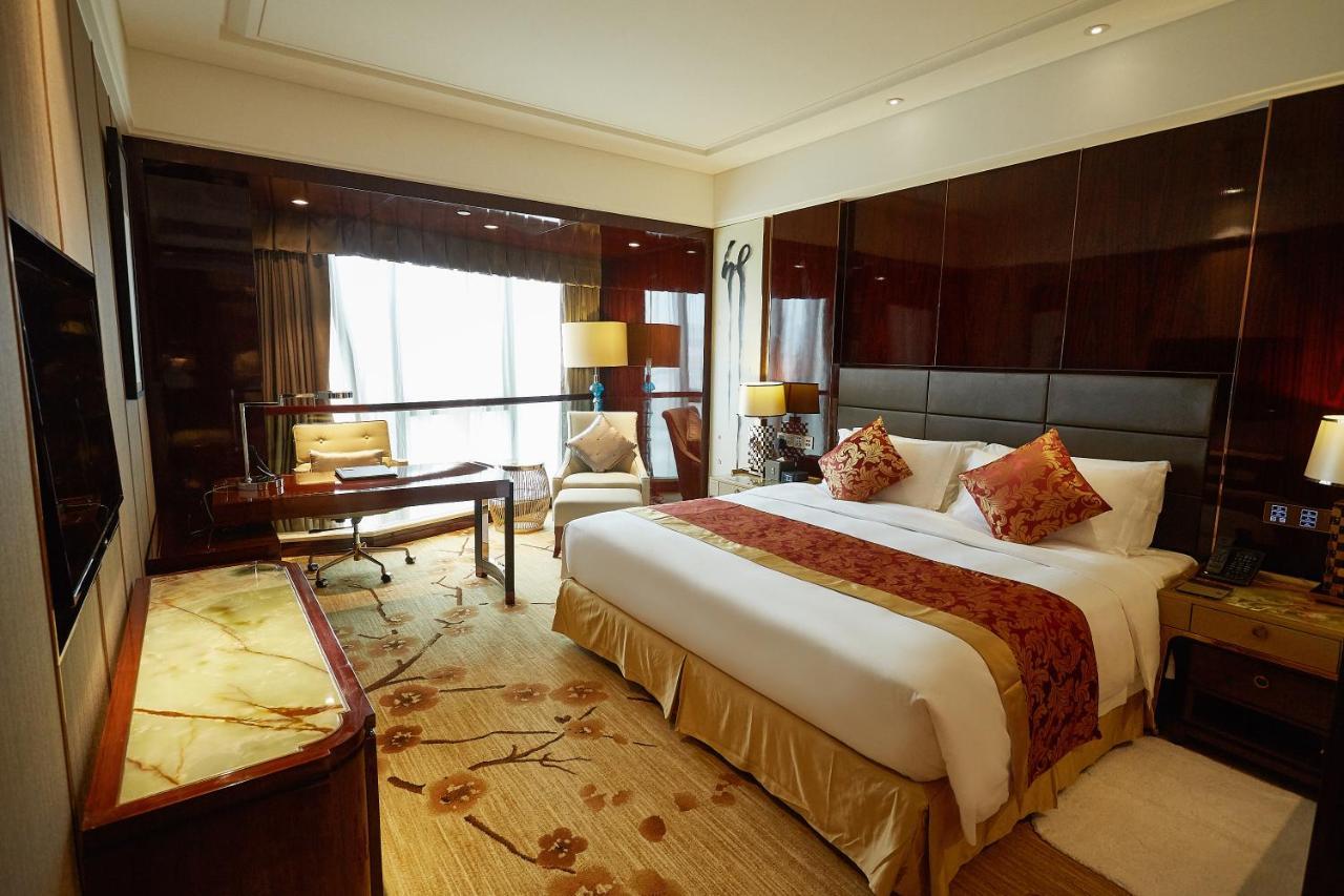 Estandon Hotel 5*