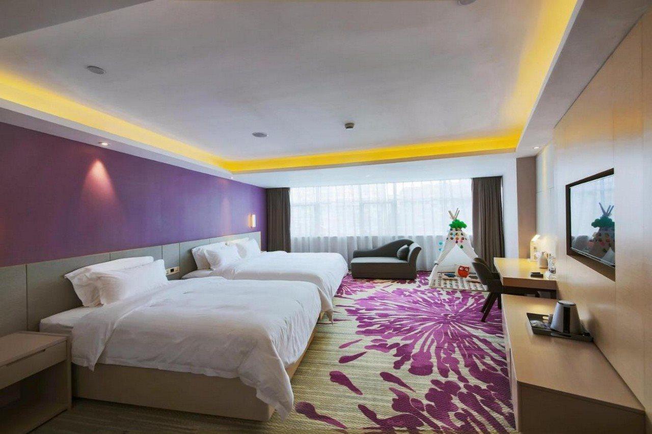 Lavande Haizhu Square Beijing Road Pedestrian Street Hotel 3*