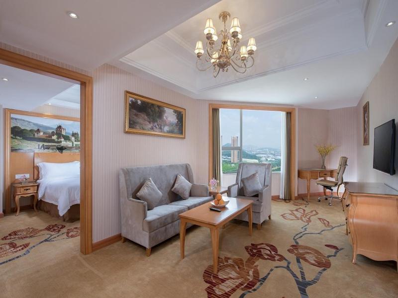 Vienna International Huangpu Development District Hotel