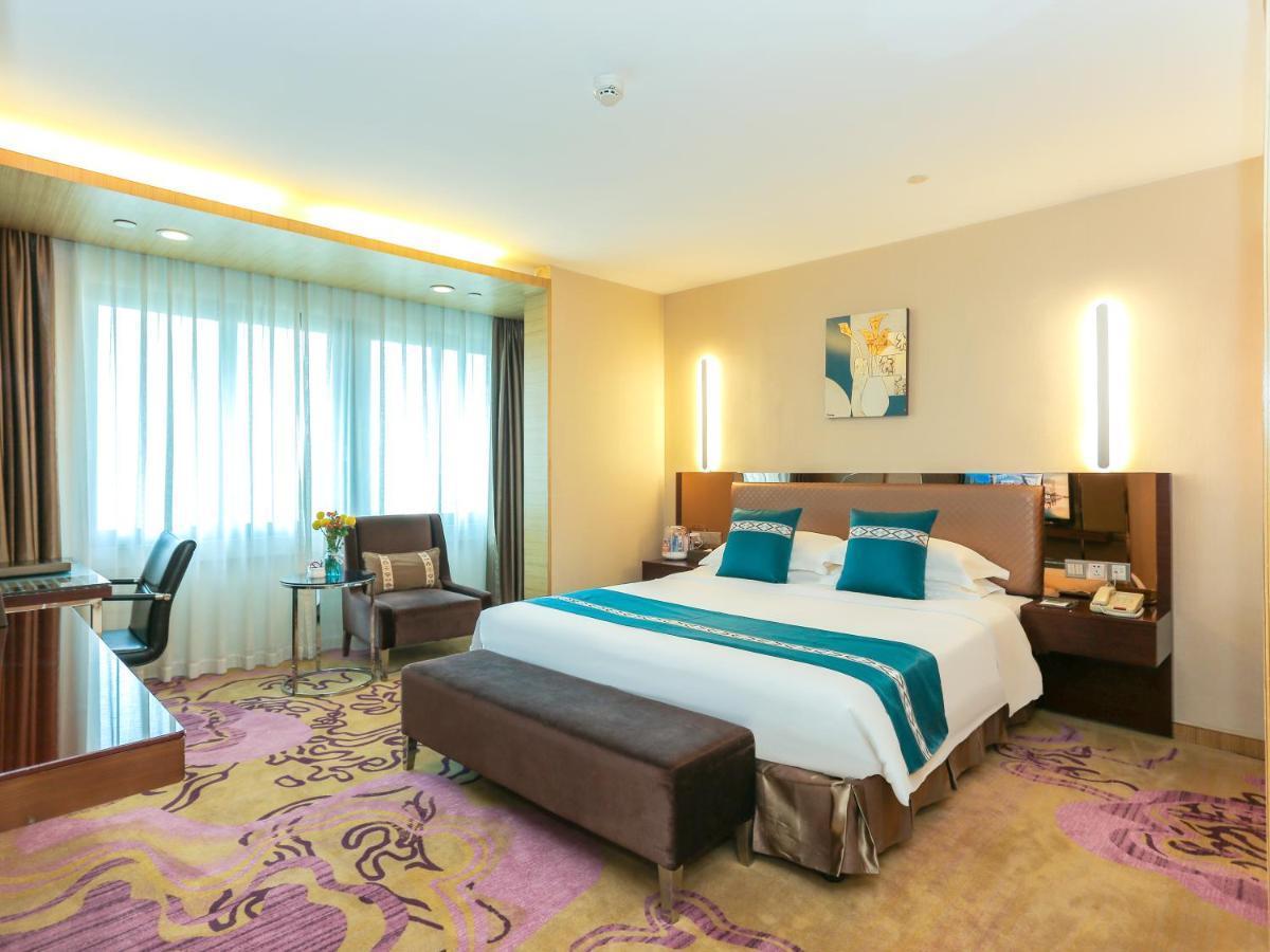 Hotel Easun Guotai 4*
