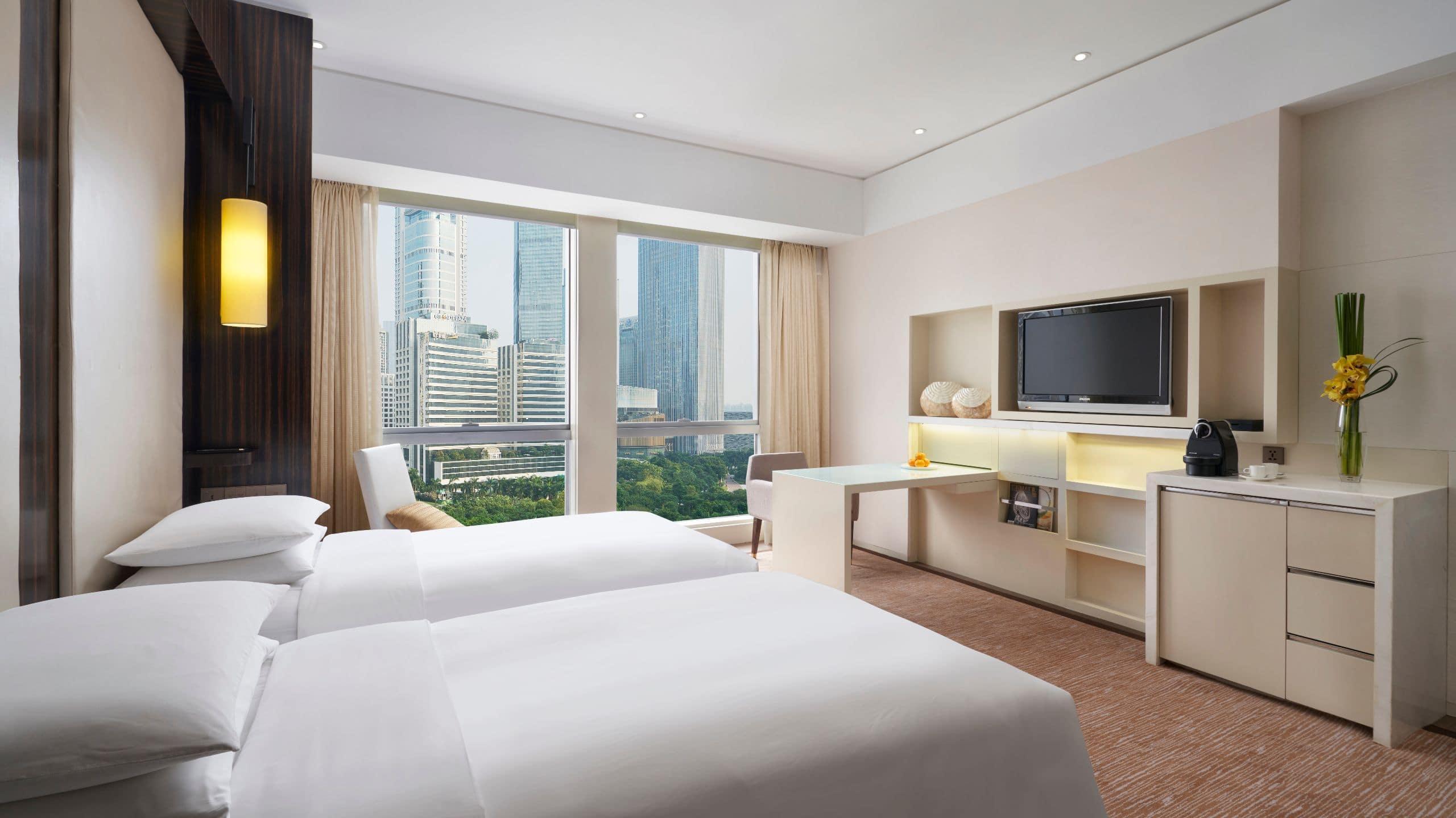 Grand Hyatt - Free Shuttle Between And Exhibition Center During Fair Hotel 5*