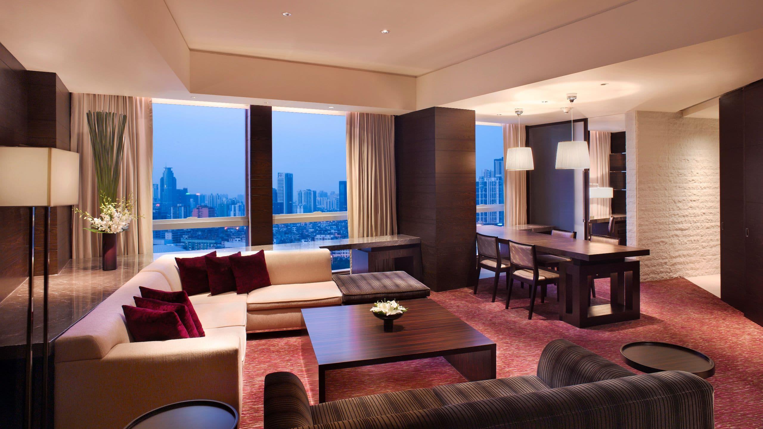 Grand Hyatt - Free Shuttle Between And Exhibition Center During Fair 5*