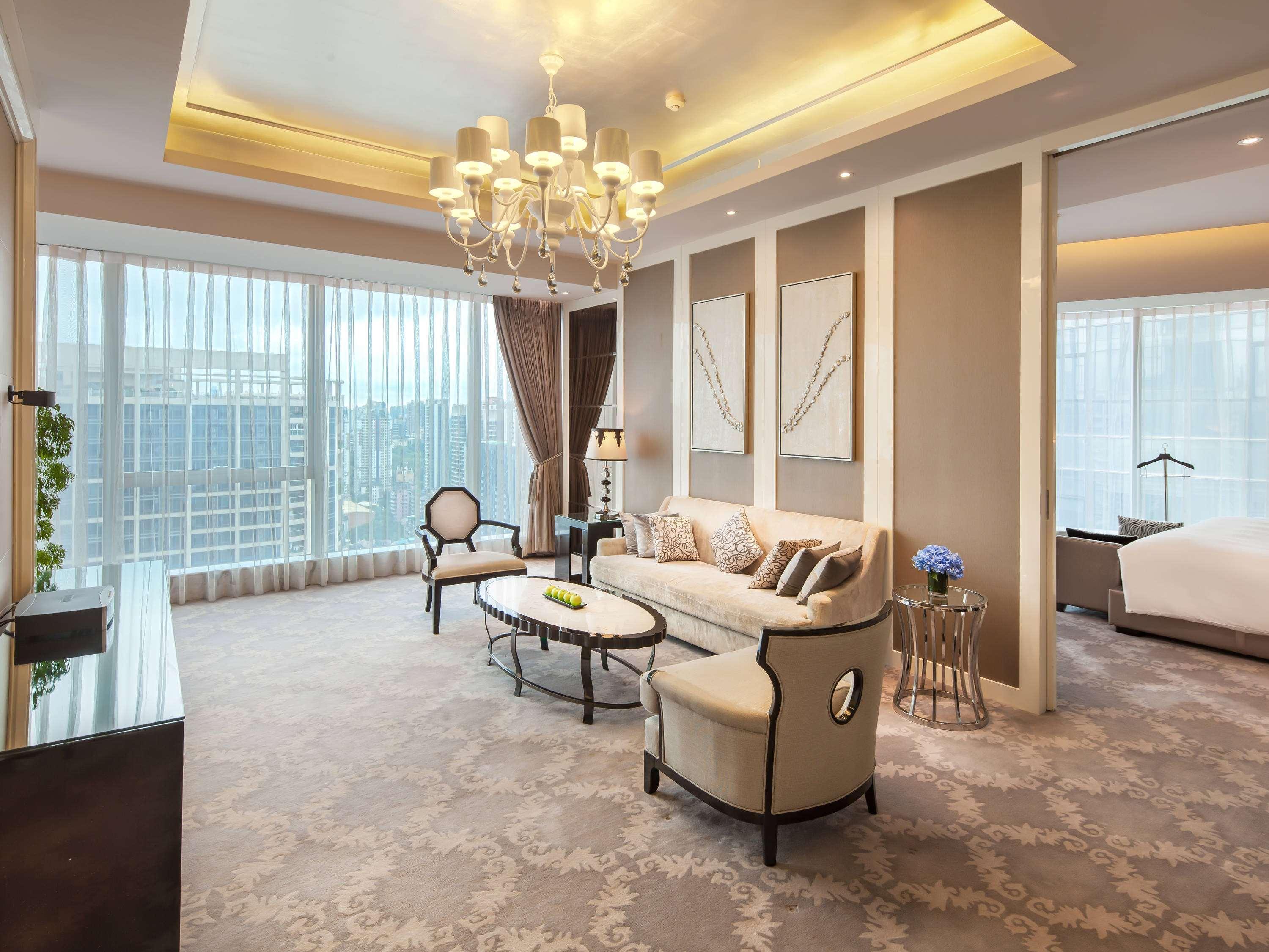 Sofitel Sunrich - Free Shuttle Bus To Fair Complex & Overseas Buyer Registration Services During Fair Period Hotel Guangzhou