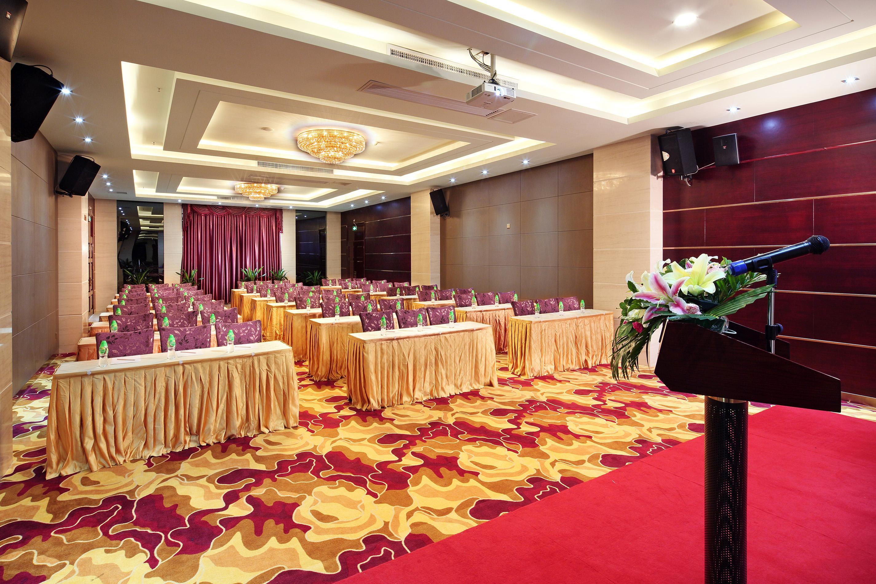 Clayton Hotel-near Pazhou Exhibition Center 4* Guangzhou