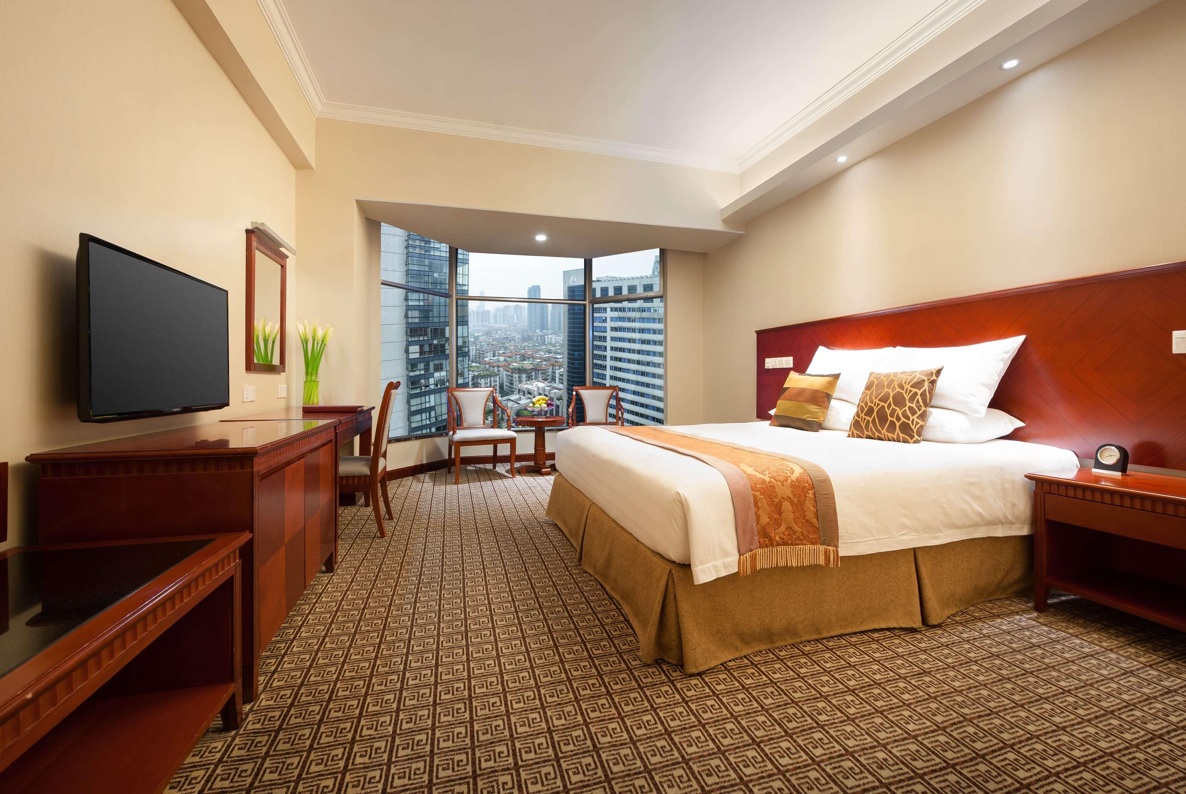 Hotel Ramada By Wyndham Pearl Guangzhou-canton Fair Free Shuttle Bus 4*