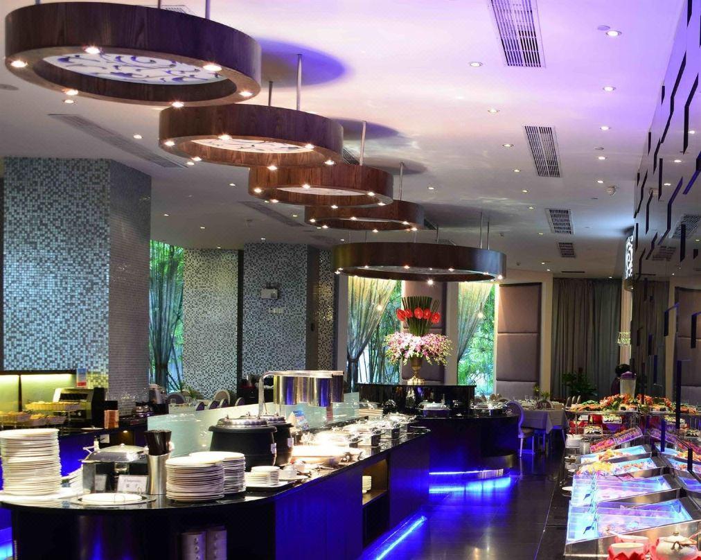 Ramada By Wyndham Pearl Guangzhou-canton Fair Free Shuttle Bus 4*
