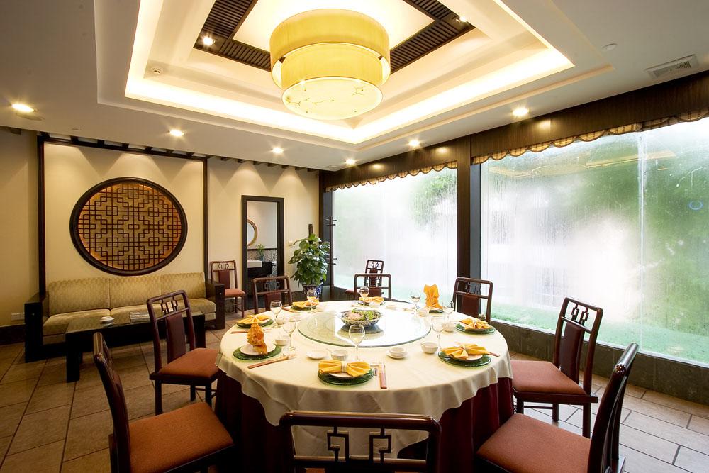 King Garden Hotel 3*