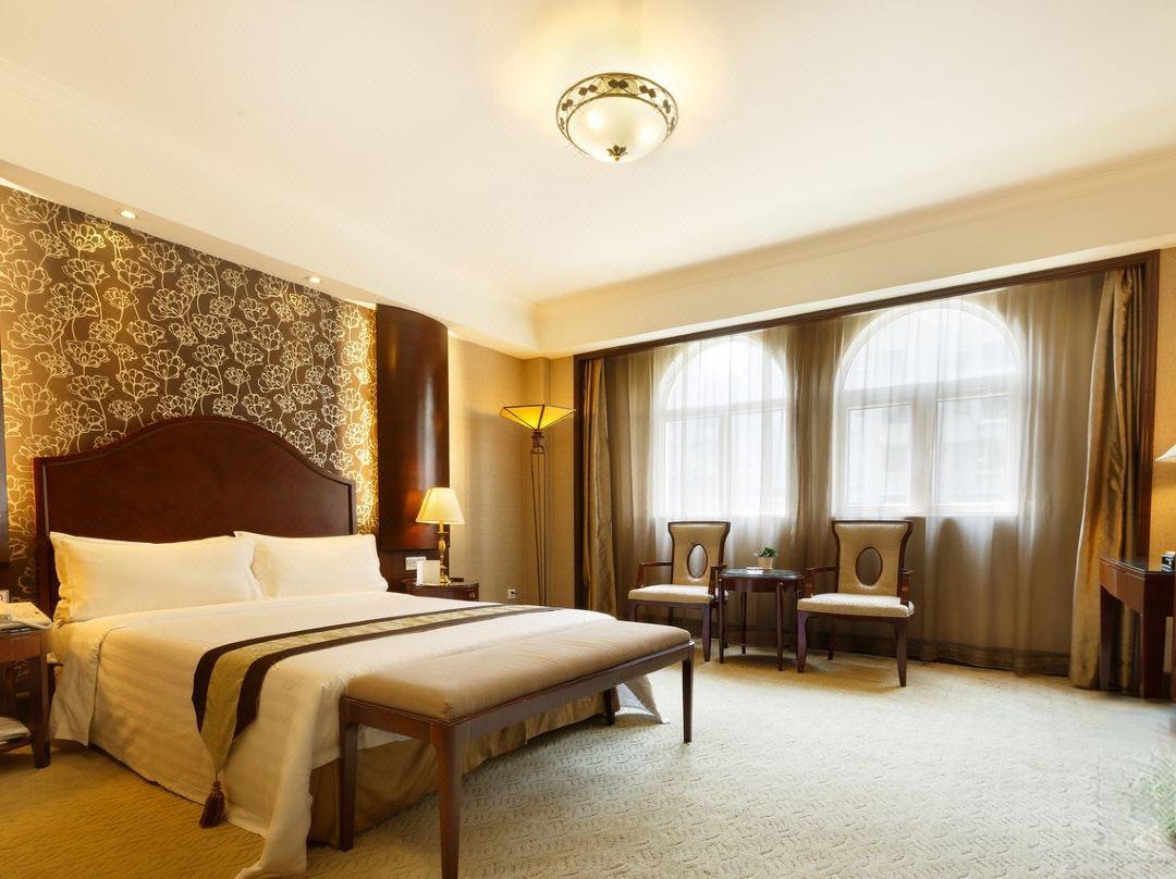 Grand Palace - Grand Management Group - Free Shuttle Bus To Fair During Fair Period Hotel