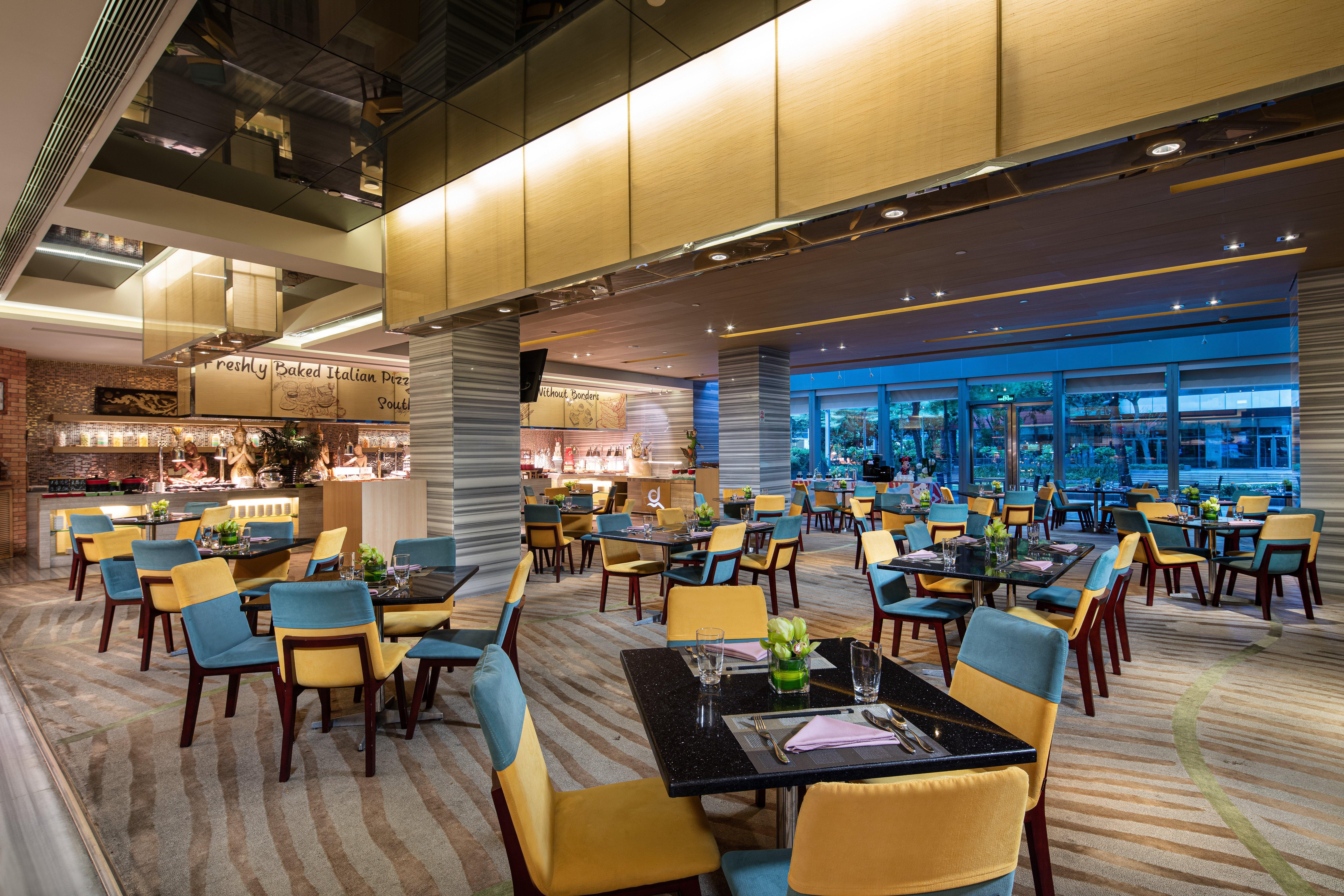 Crowne Plaza Huadu By Ihg - Free Shuttle Bus Between To Exhibition Center During Fair Guangzhou