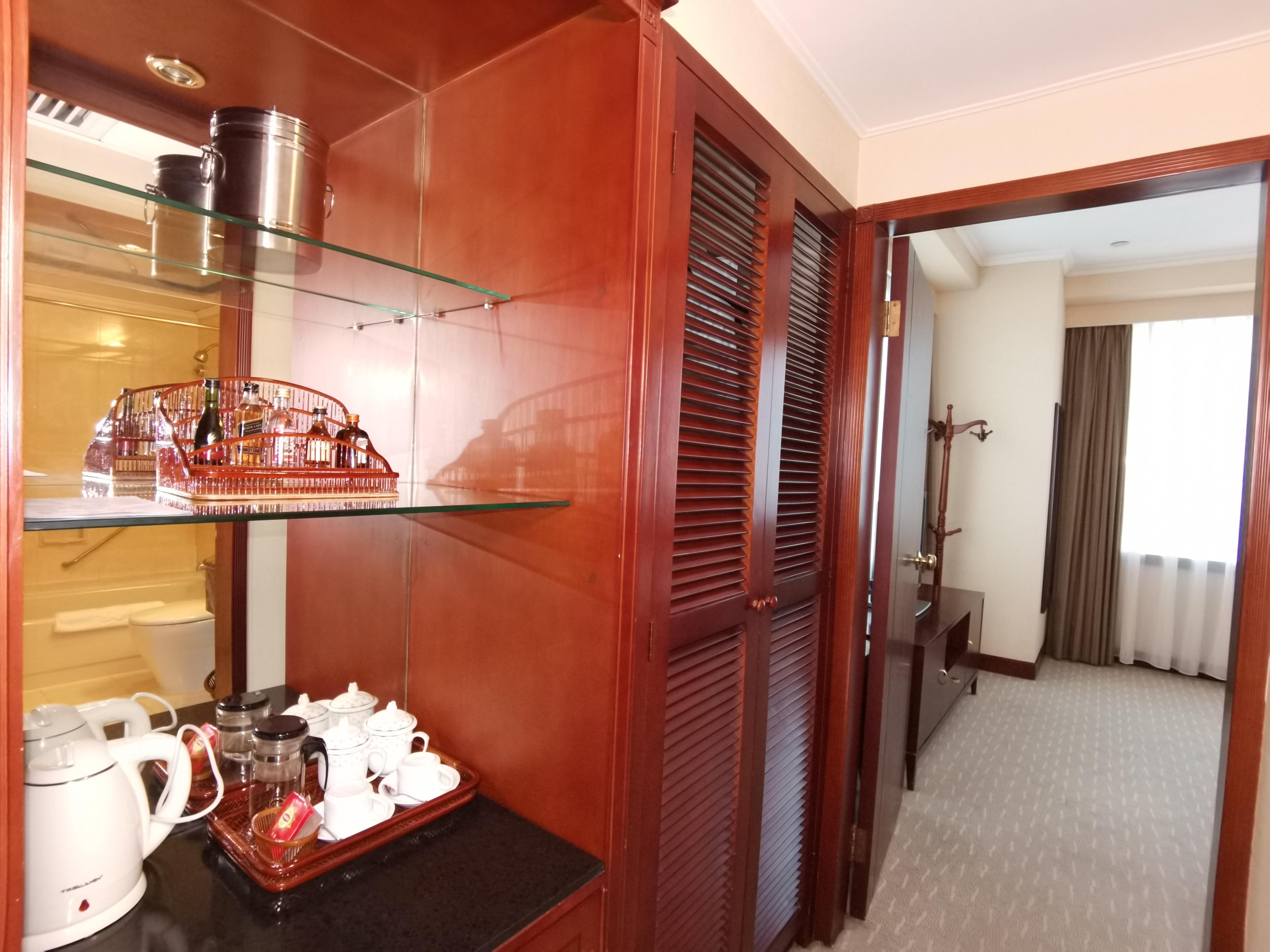 Majestic Hotel 4*