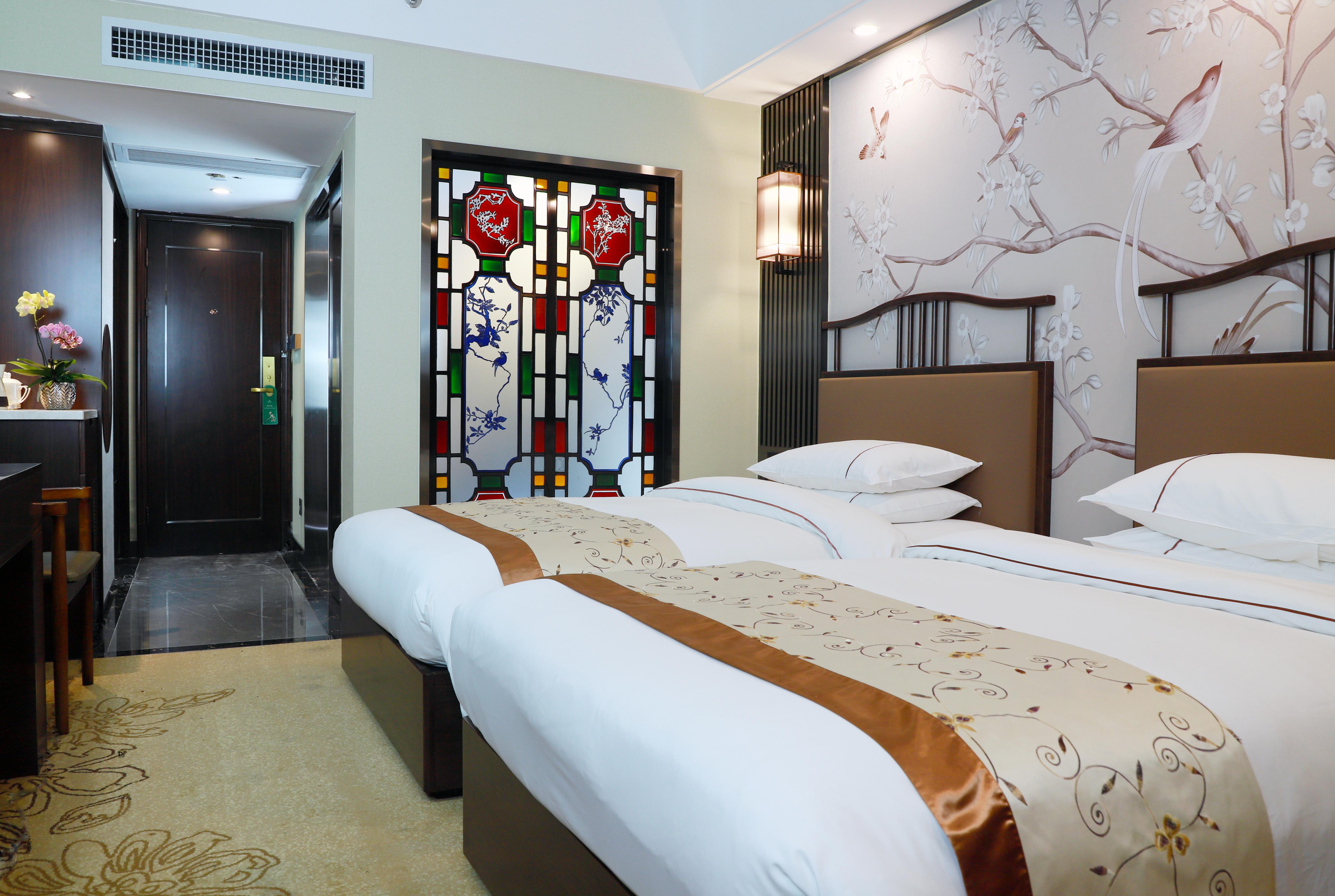 Hotel Guangdong Victory - Free Shuttle Bus To Exhibition Center During Fair 4*