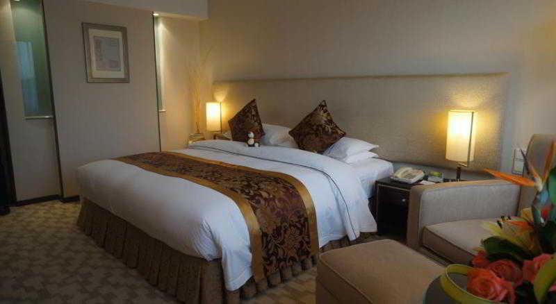 Guangdong Victory - Free Shuttle Bus To Exhibition Center During Fair Hotel