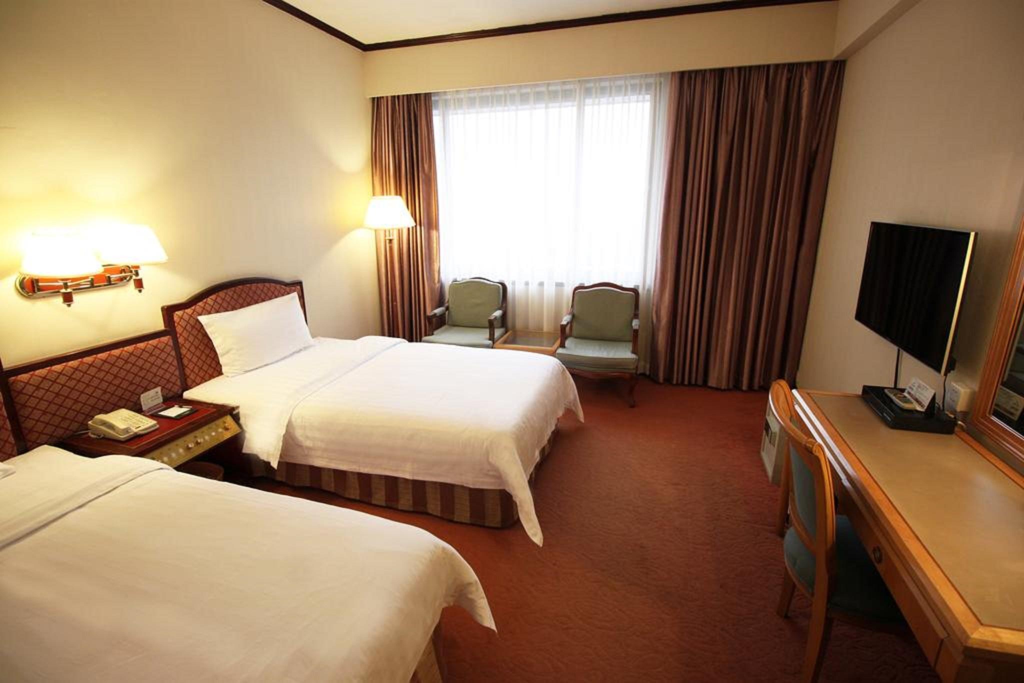 Guangzhou Hotel 3*