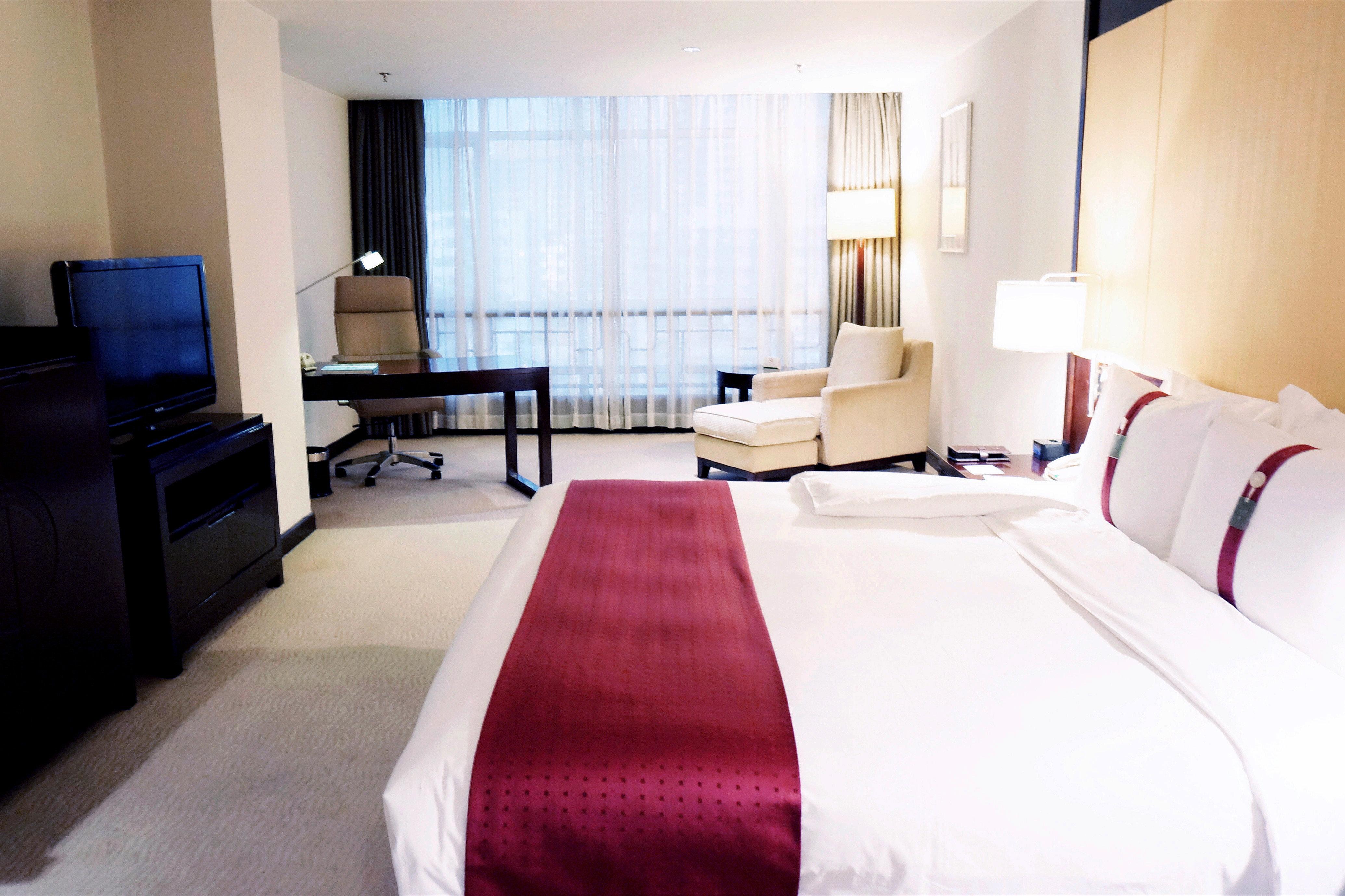 Voco Shifu By Ihg - Free Shuttle Bus & Buyer Registration Counter During Fair Hotel