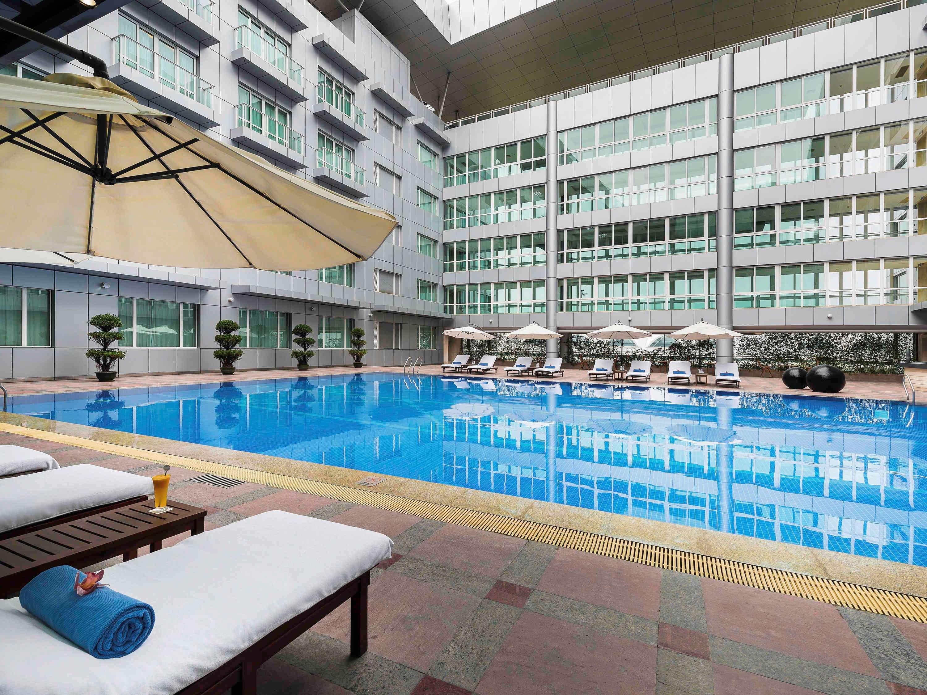 Pullman Baiyun Airport - Free Shuttle Bus & Official Registration Agency During Fair Hotel