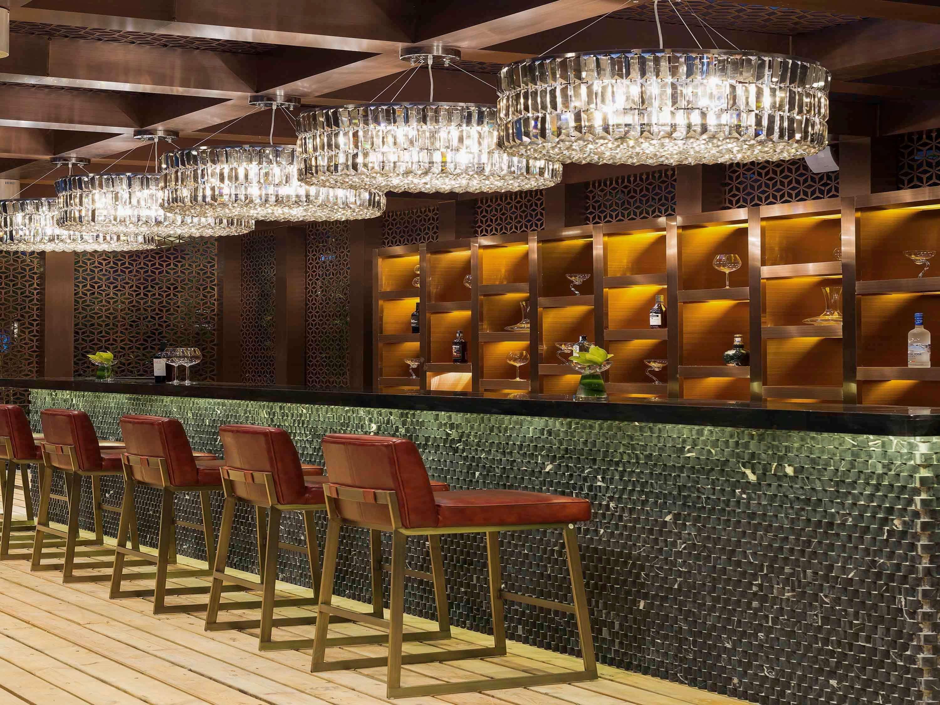 Hotel Pullman Baiyun Airport - Free Shuttle Bus & Official Registration Agency During Fair 5*