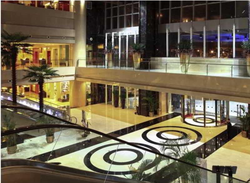 Pullman Baiyun Airport - Free Shuttle Bus & Official Registration Agency During Fair Hotel 5*